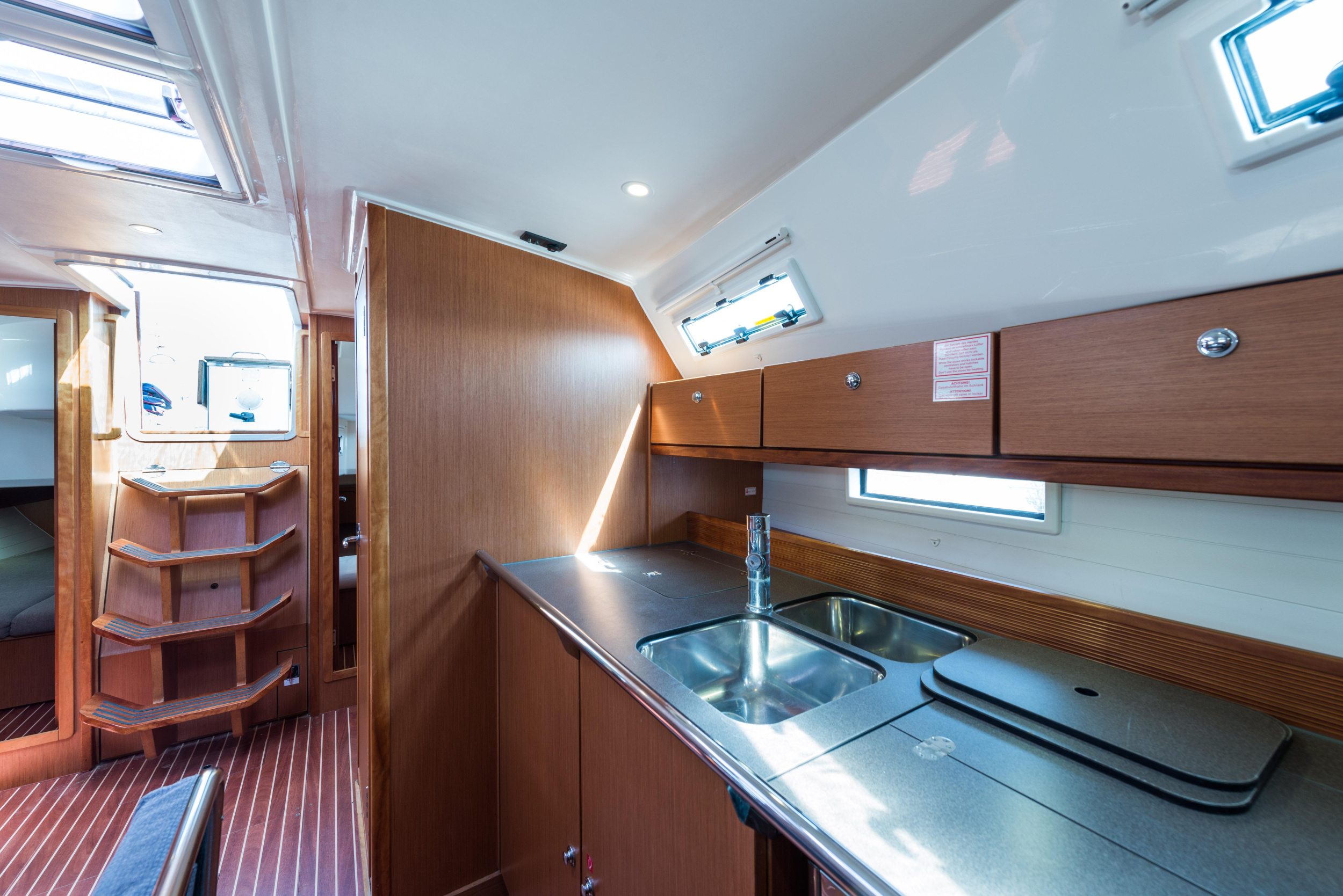 Bavaria 40 Cruiser — photo 4
