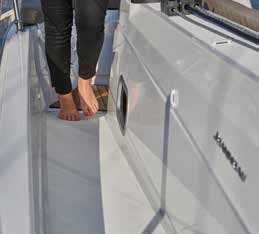 Sun Odyssey 410 — photo 2