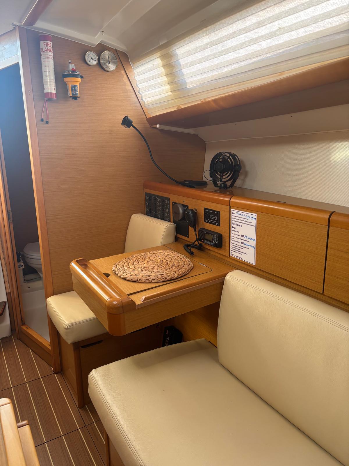 Sun Odyssey 33i — photo 13