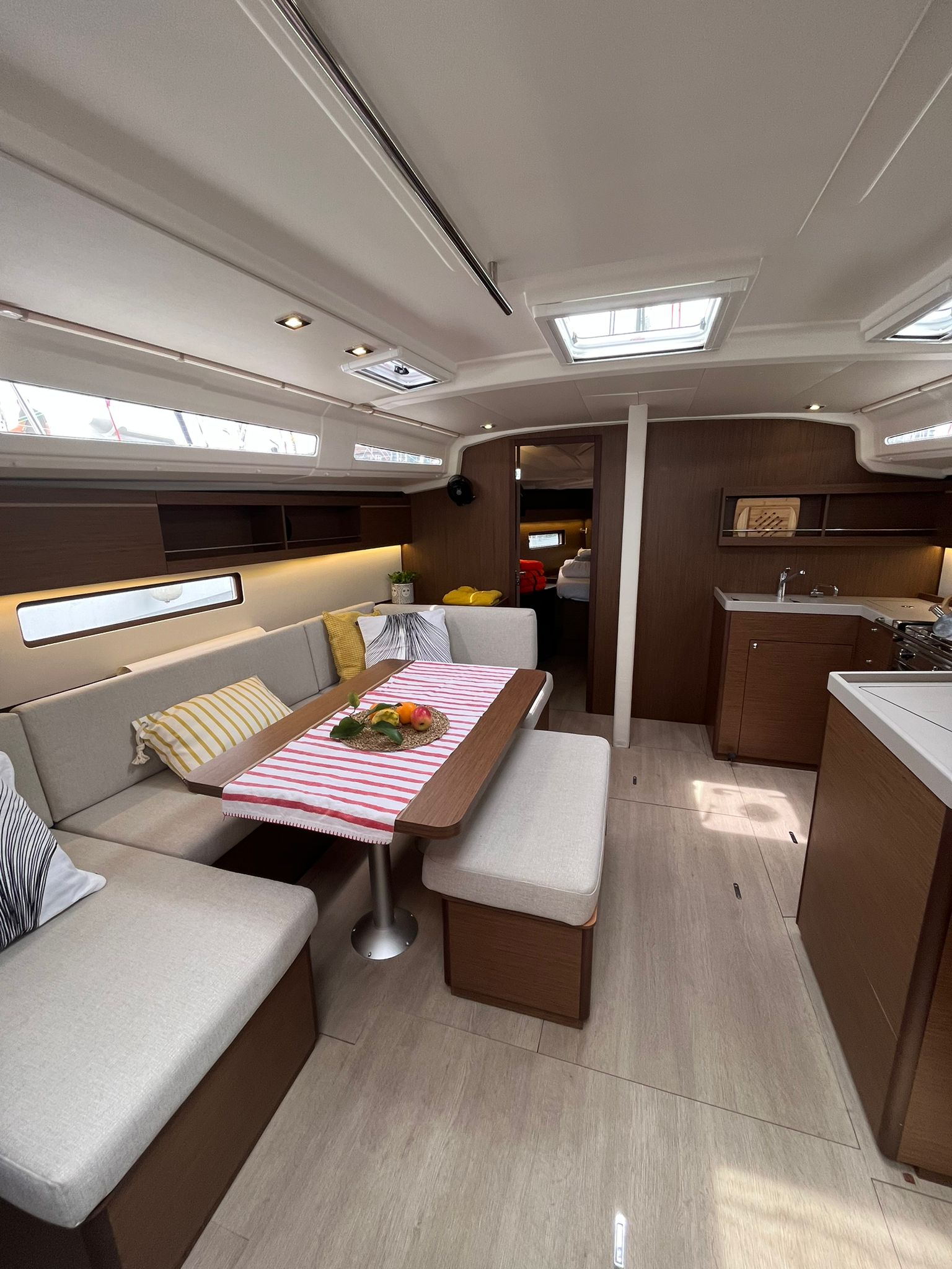 Oceanis 40.1 — photo 23