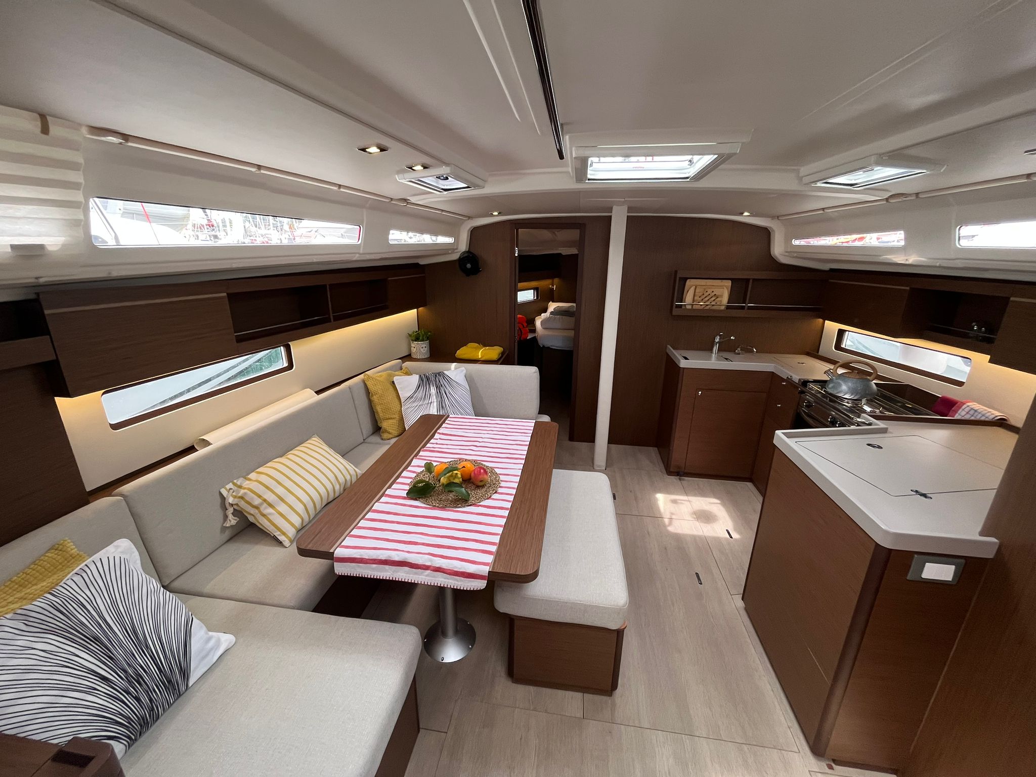 Oceanis 40.1 — photo 15