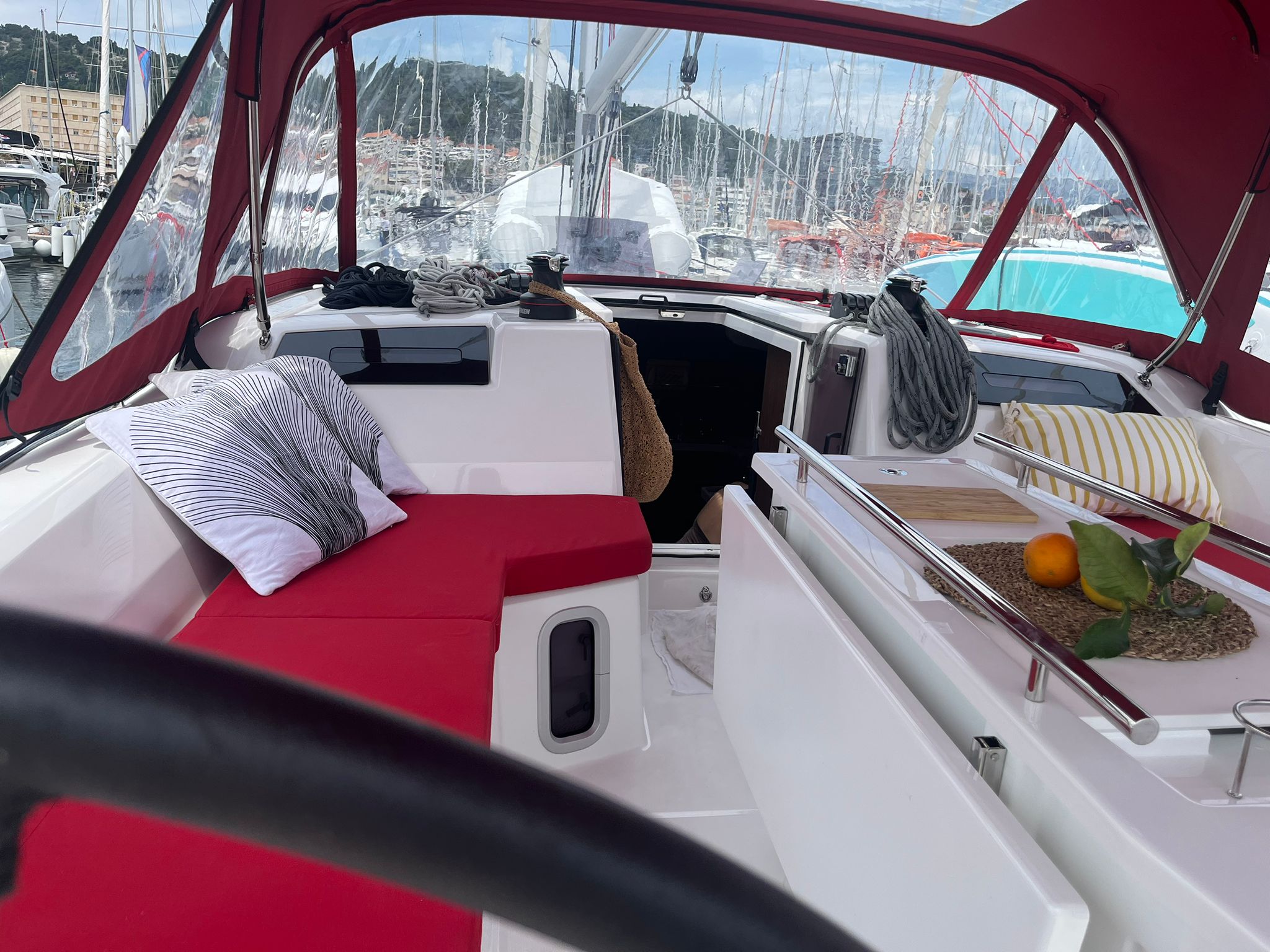 Oceanis 40.1 — photo 11