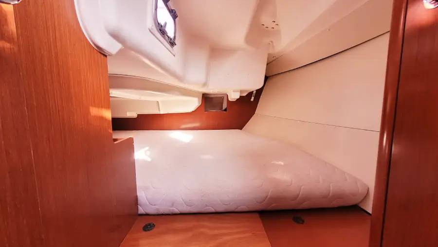 Oceanis 31 (DL) — photo 3
