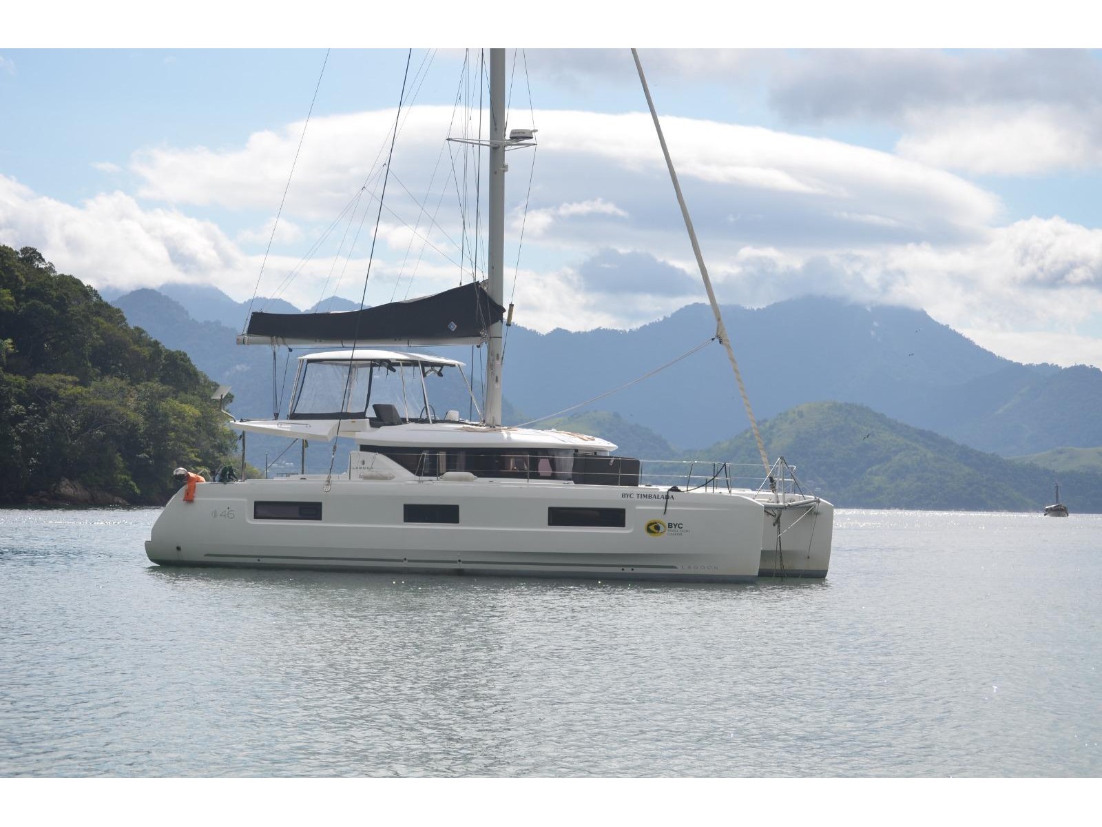 Lagoon 46 — photo 1