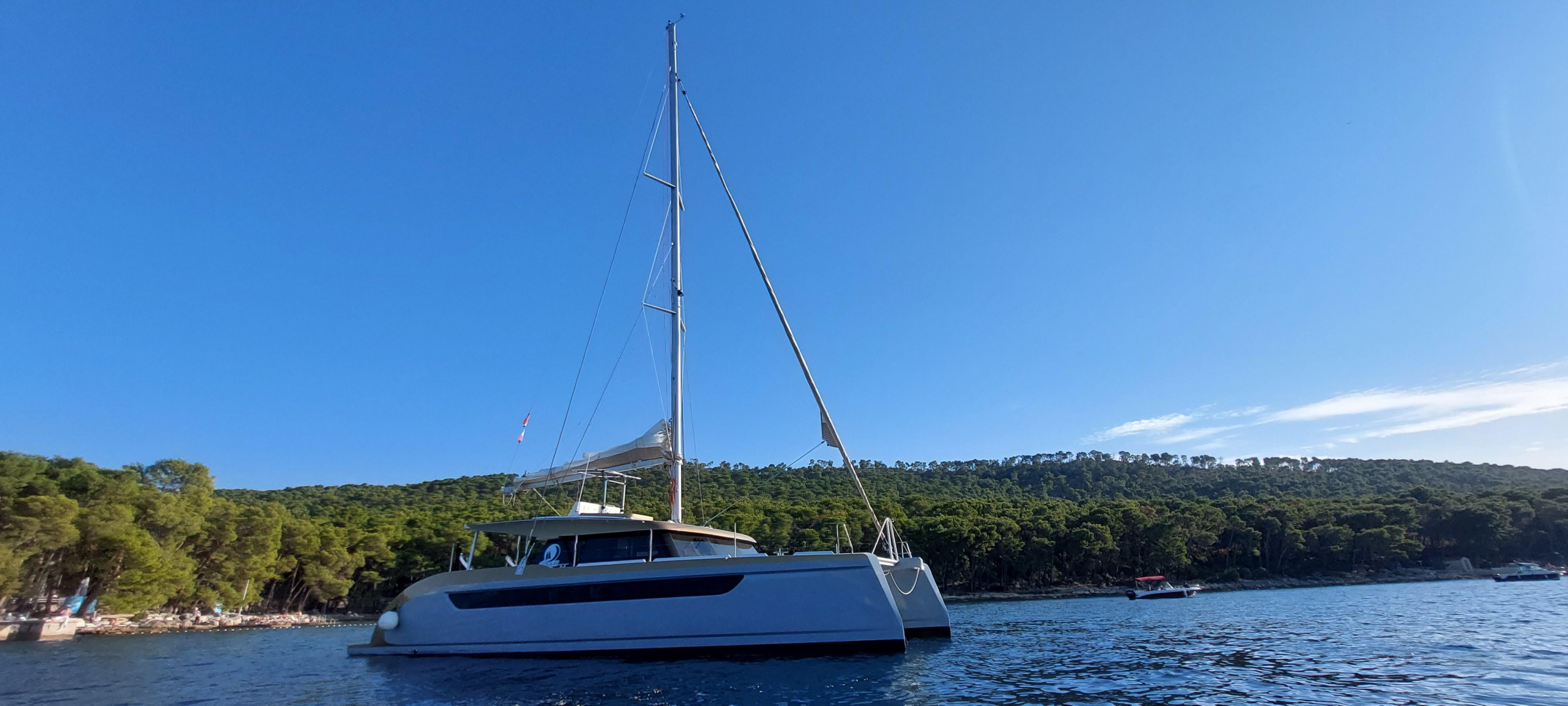 Luna 49 — photo 14