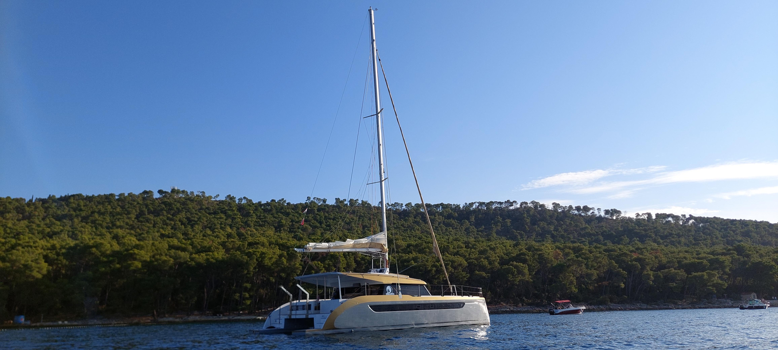 Luna 49 — photo 15