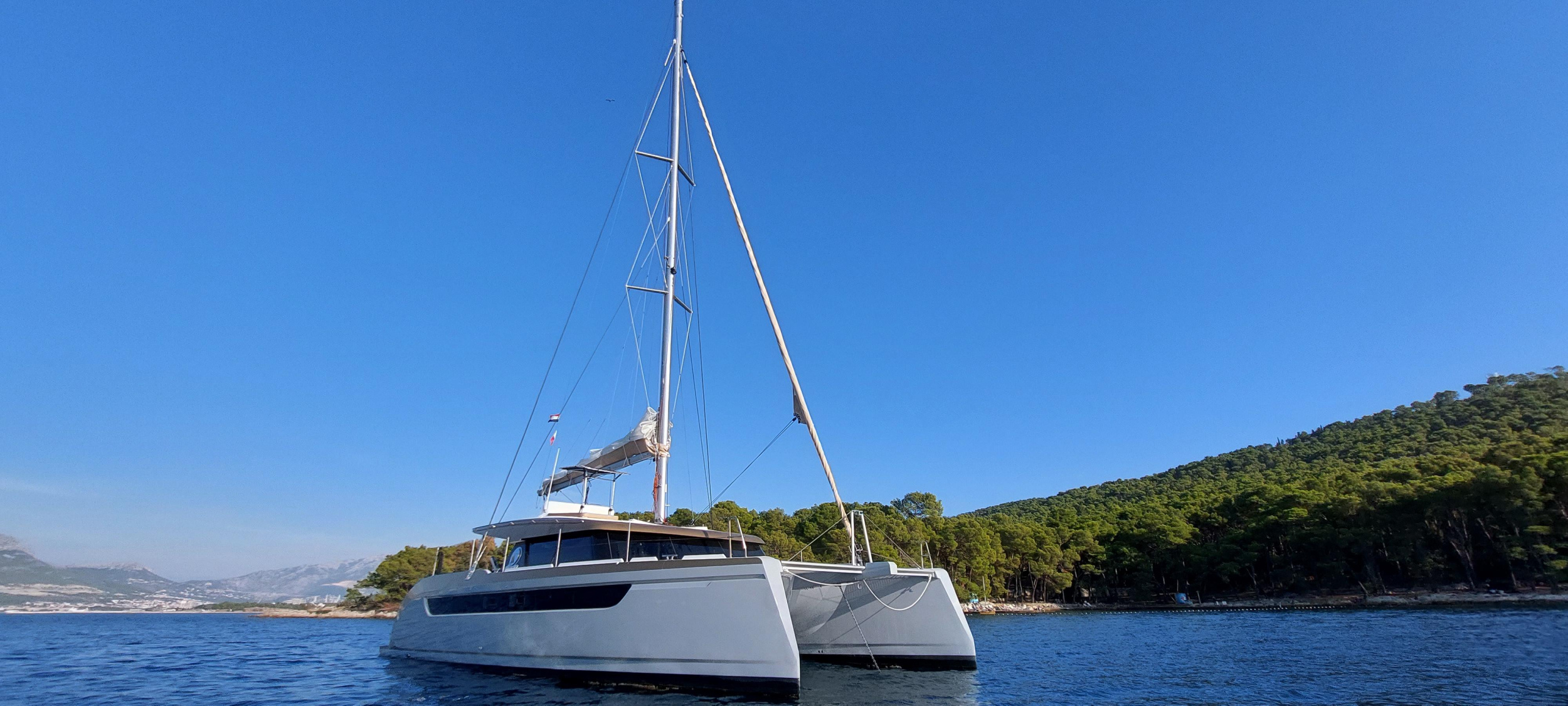 Luna 49 — photo 39