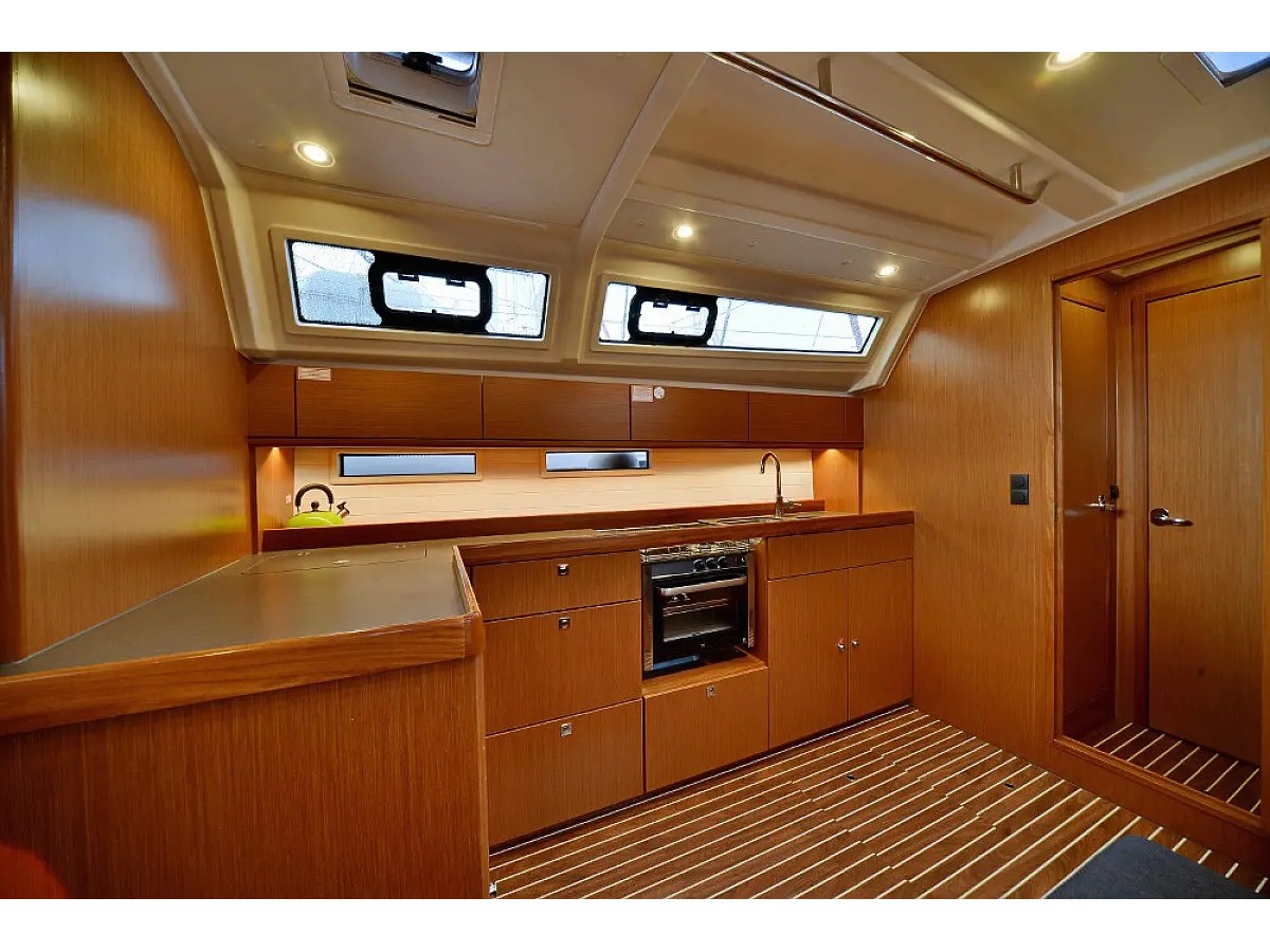 Bavaria Cruiser 46 (4 cab) — photo 2