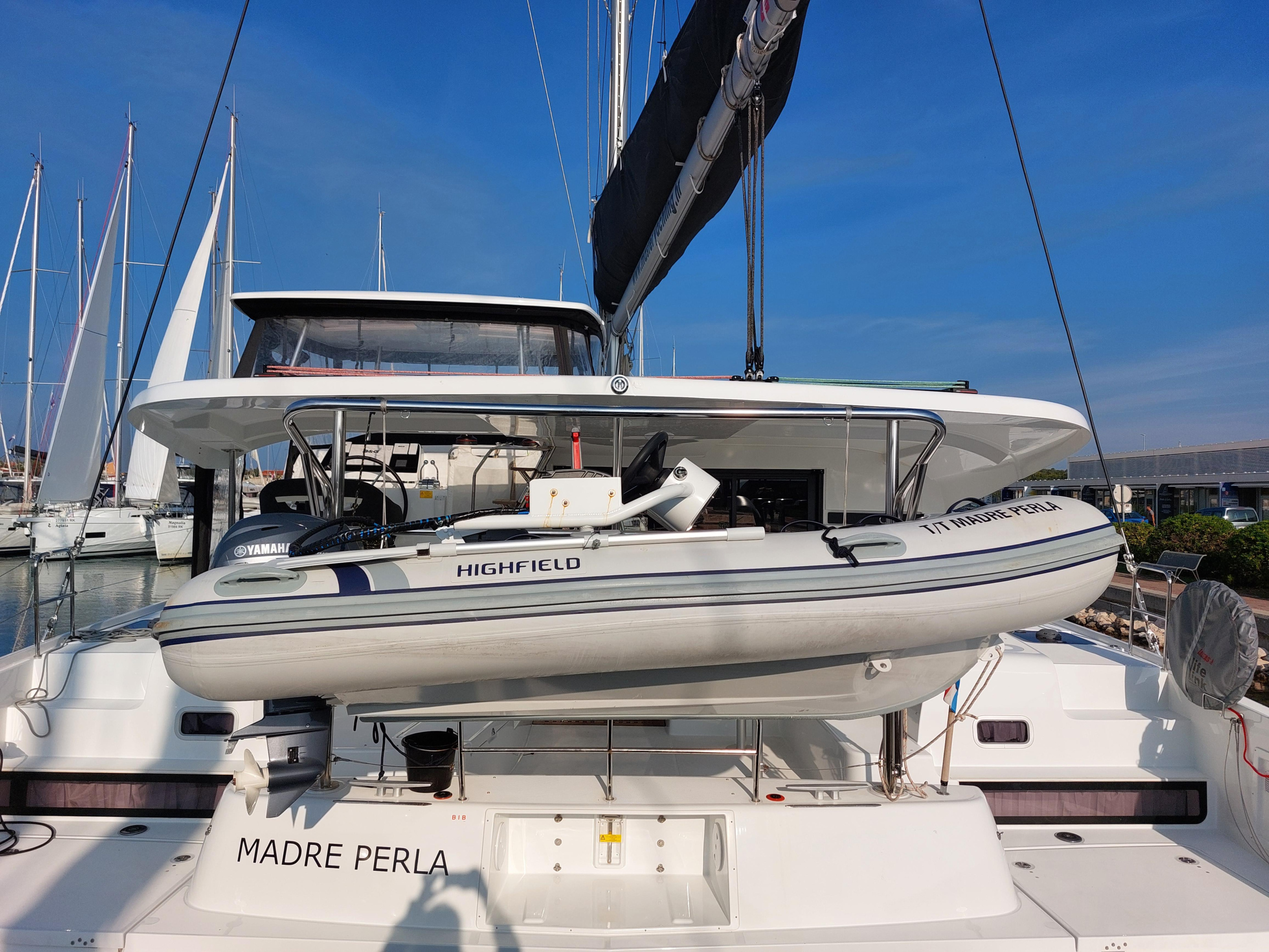 Lagoon 42 — photo 70