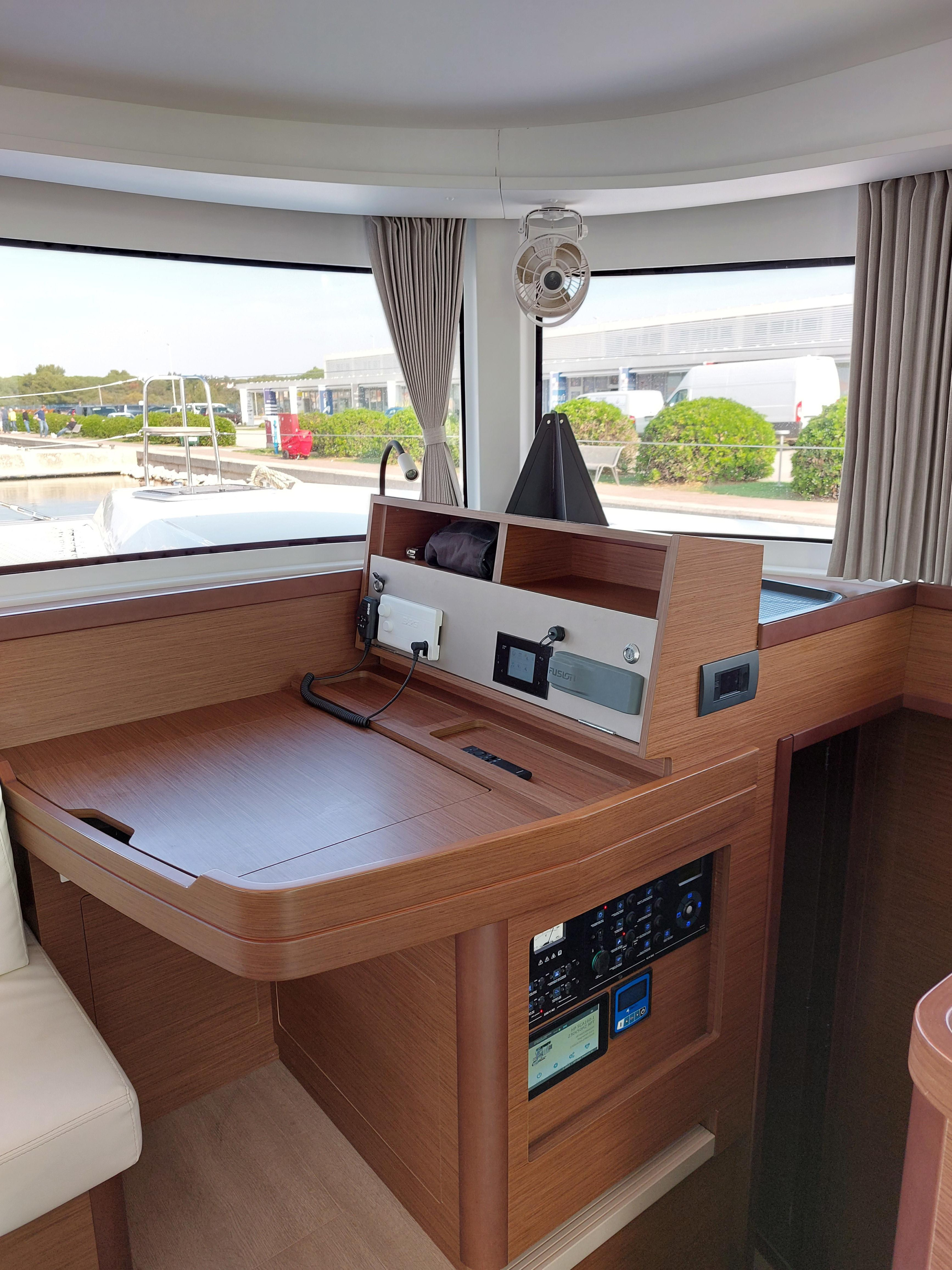 Lagoon 42 — photo 46