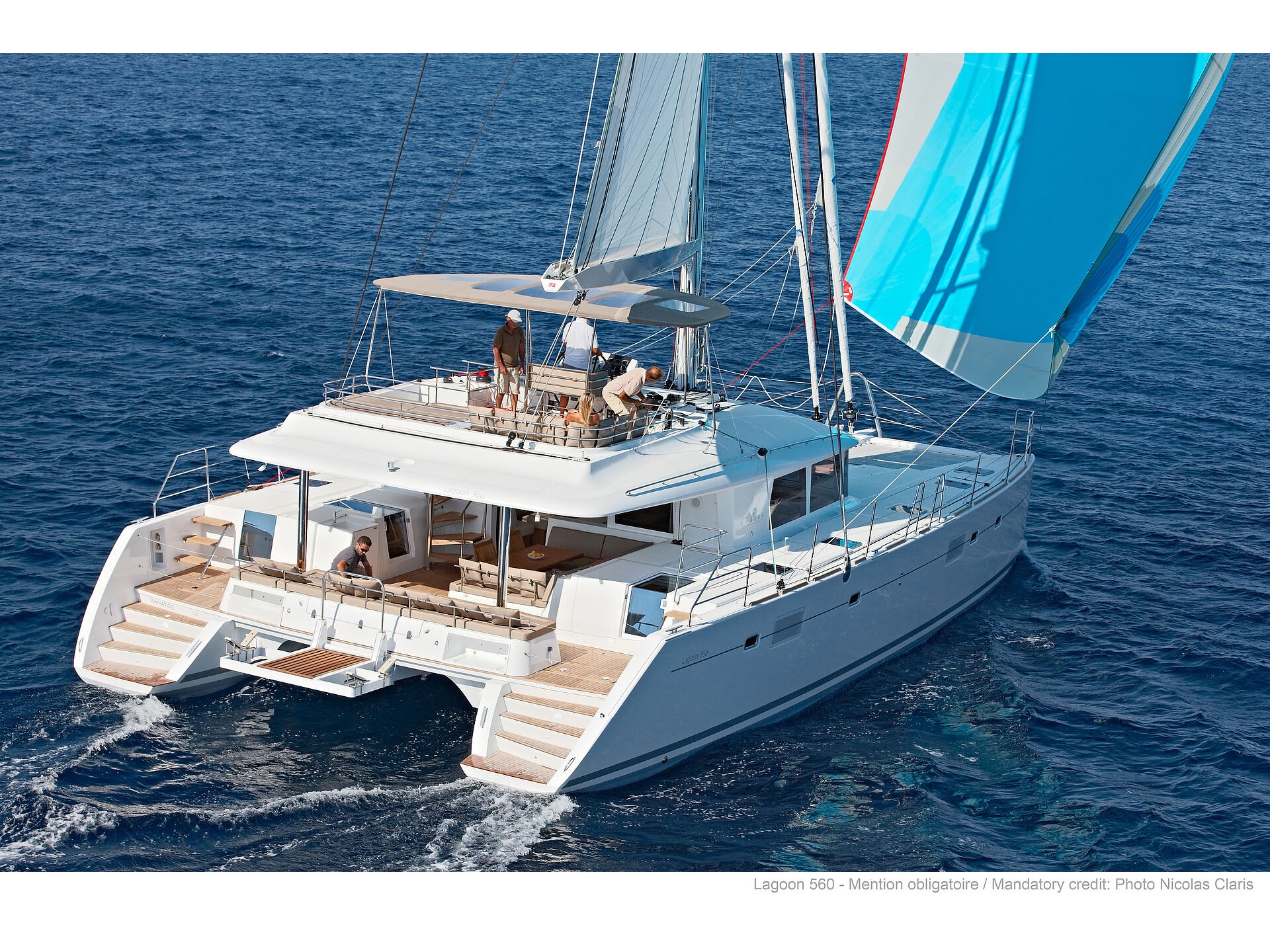 Lagoon 560 — photo 1