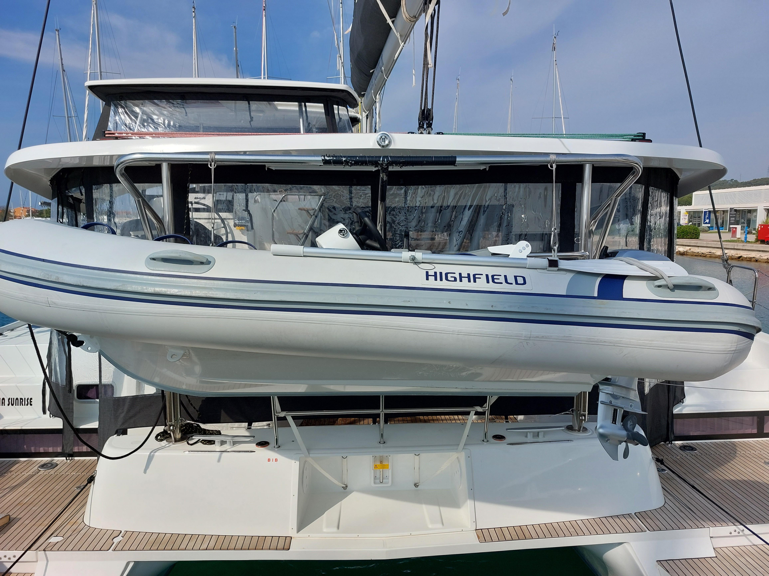 Lagoon 42 — photo 19