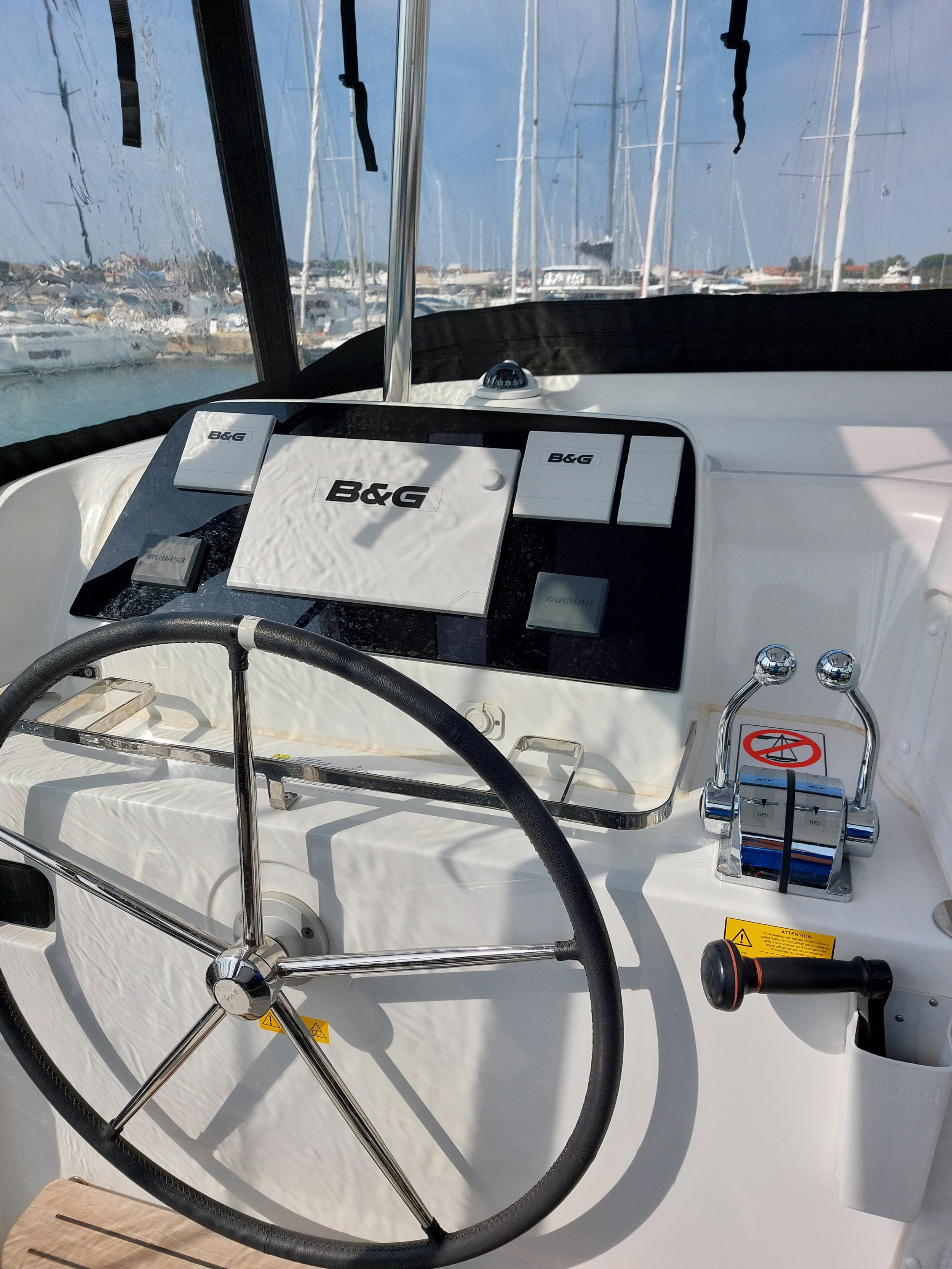 Lagoon 42 — photo 15