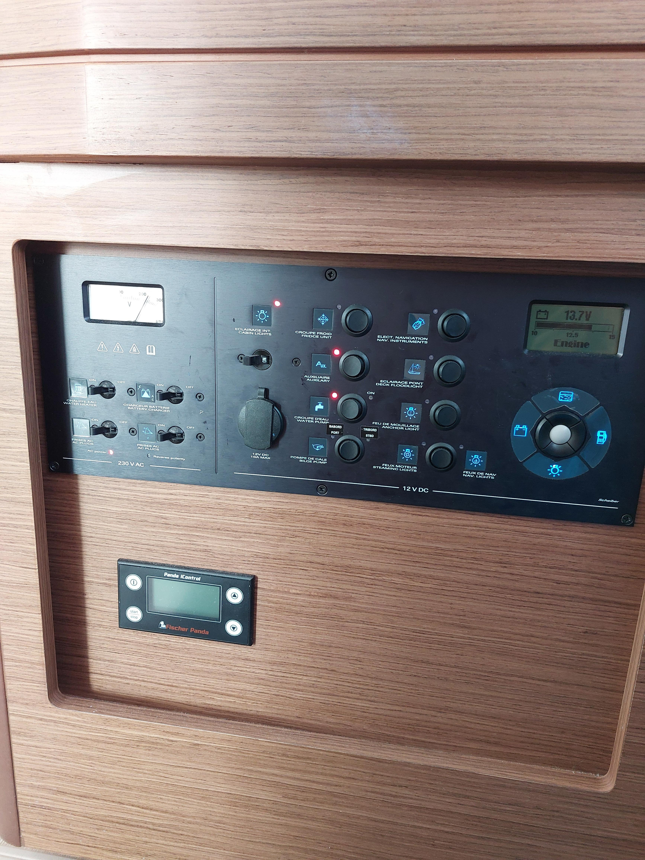 Lagoon 42 — photo 4