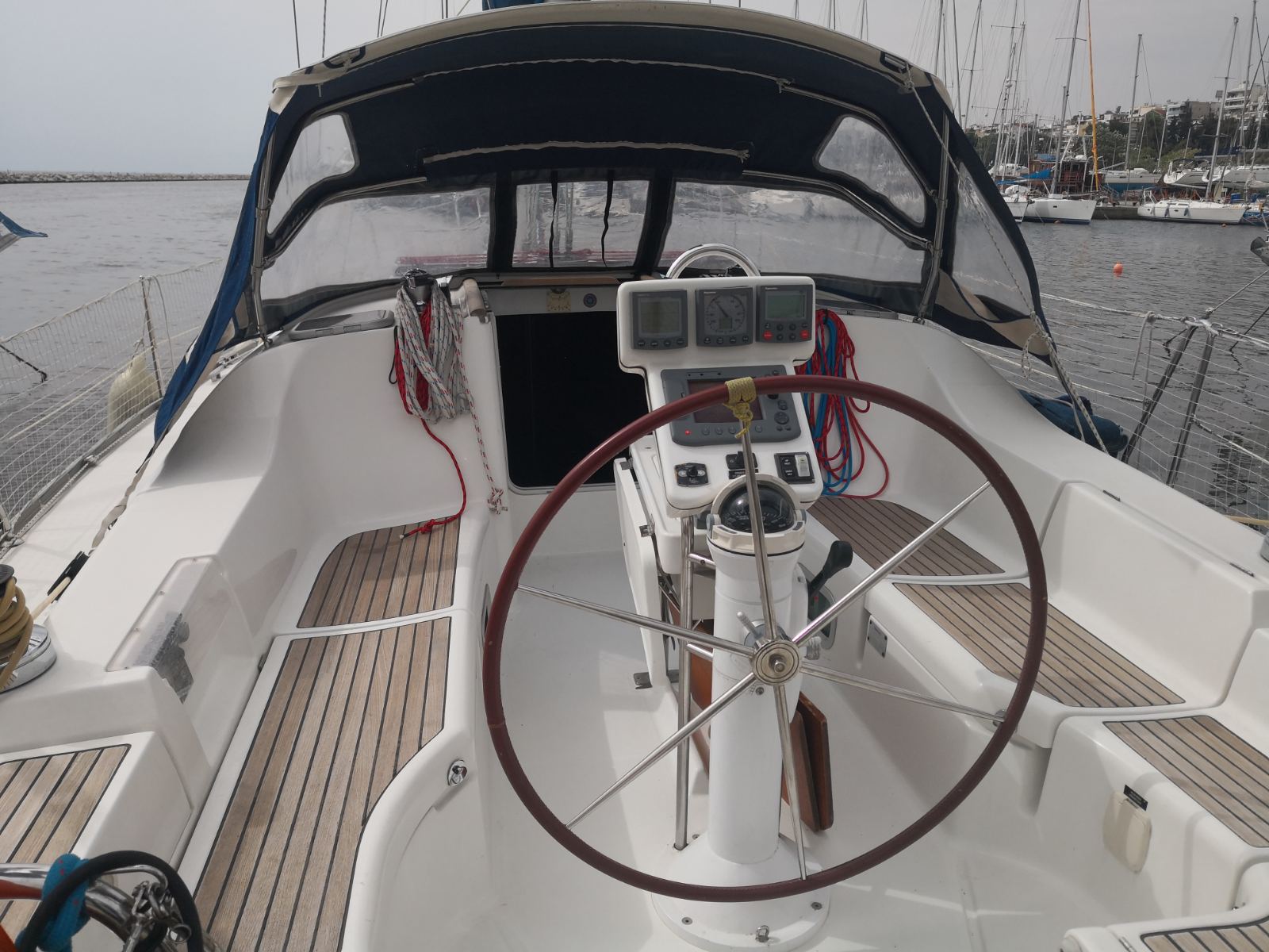 Beneteau 393 — photo 14