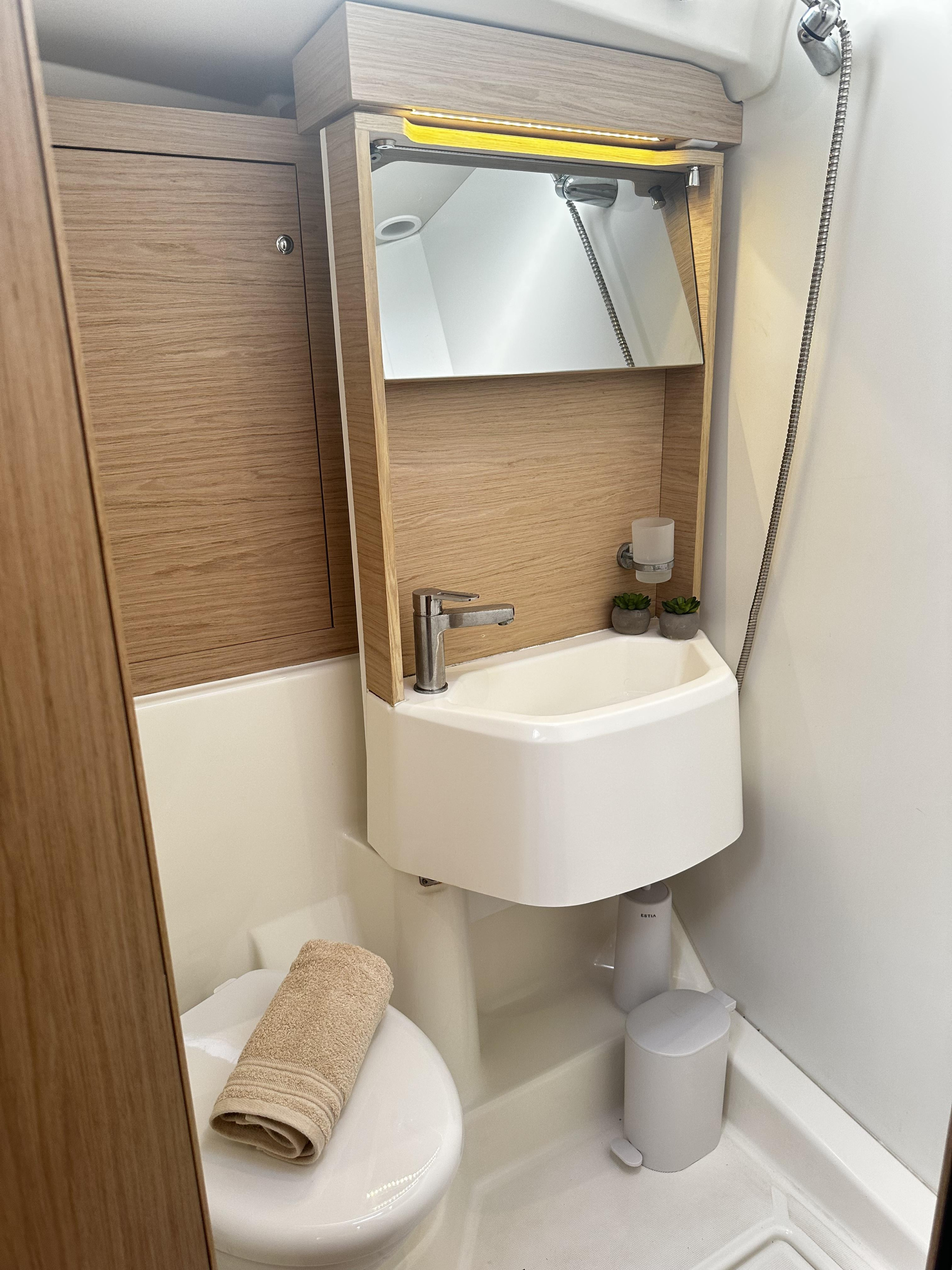 Oceanis 51.1 Air Condition/ — photo 13