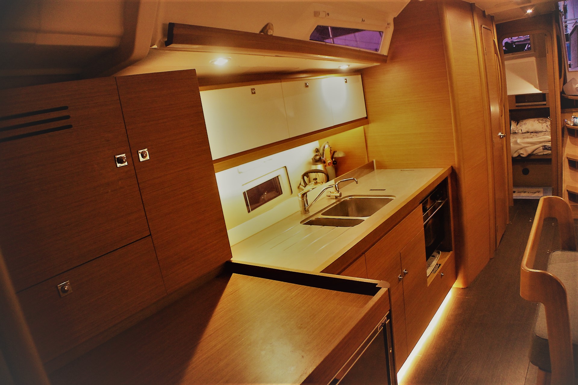 Dufour 430 Grand Large — photo 8