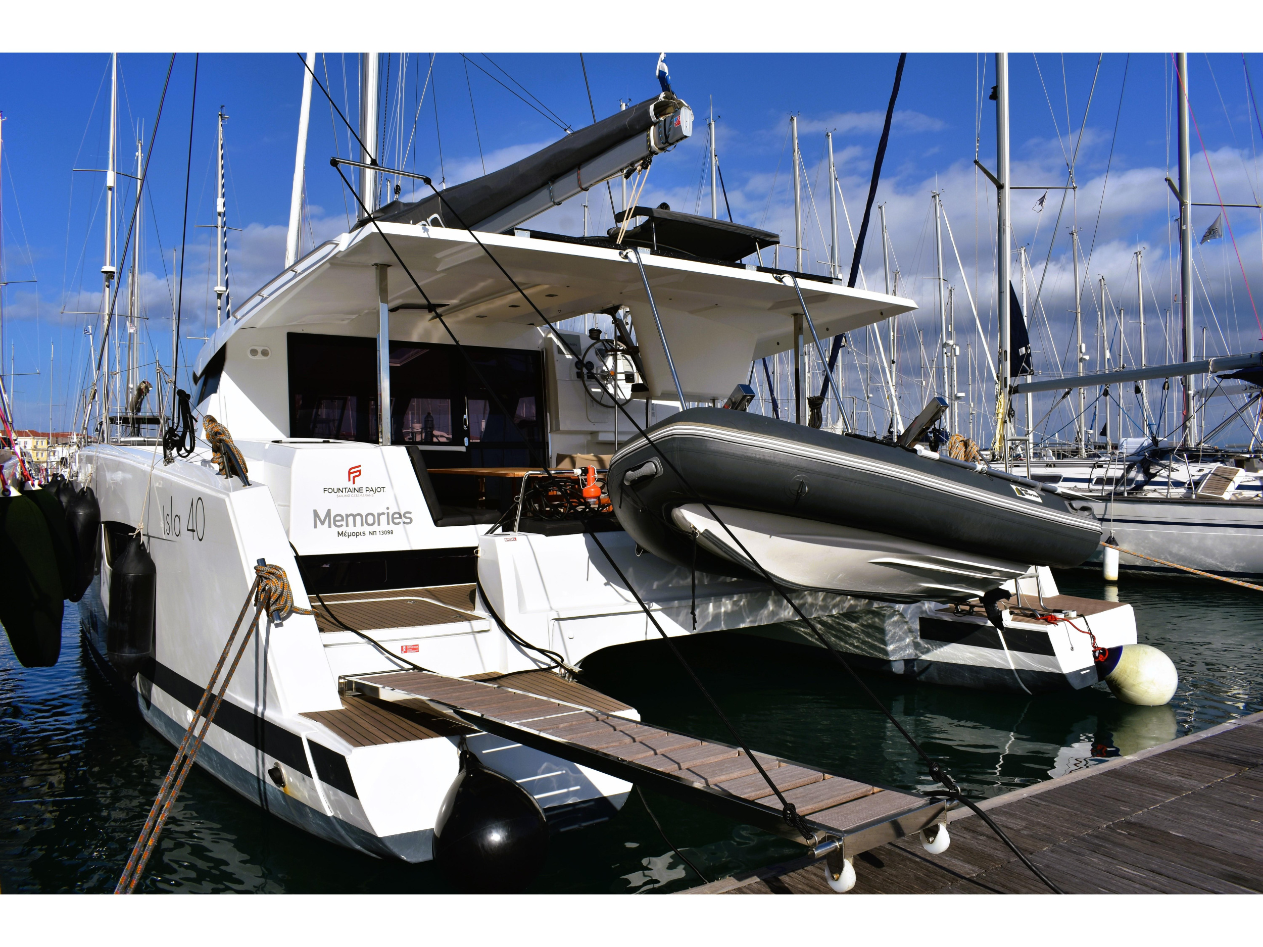 Isla 40 — photo 1