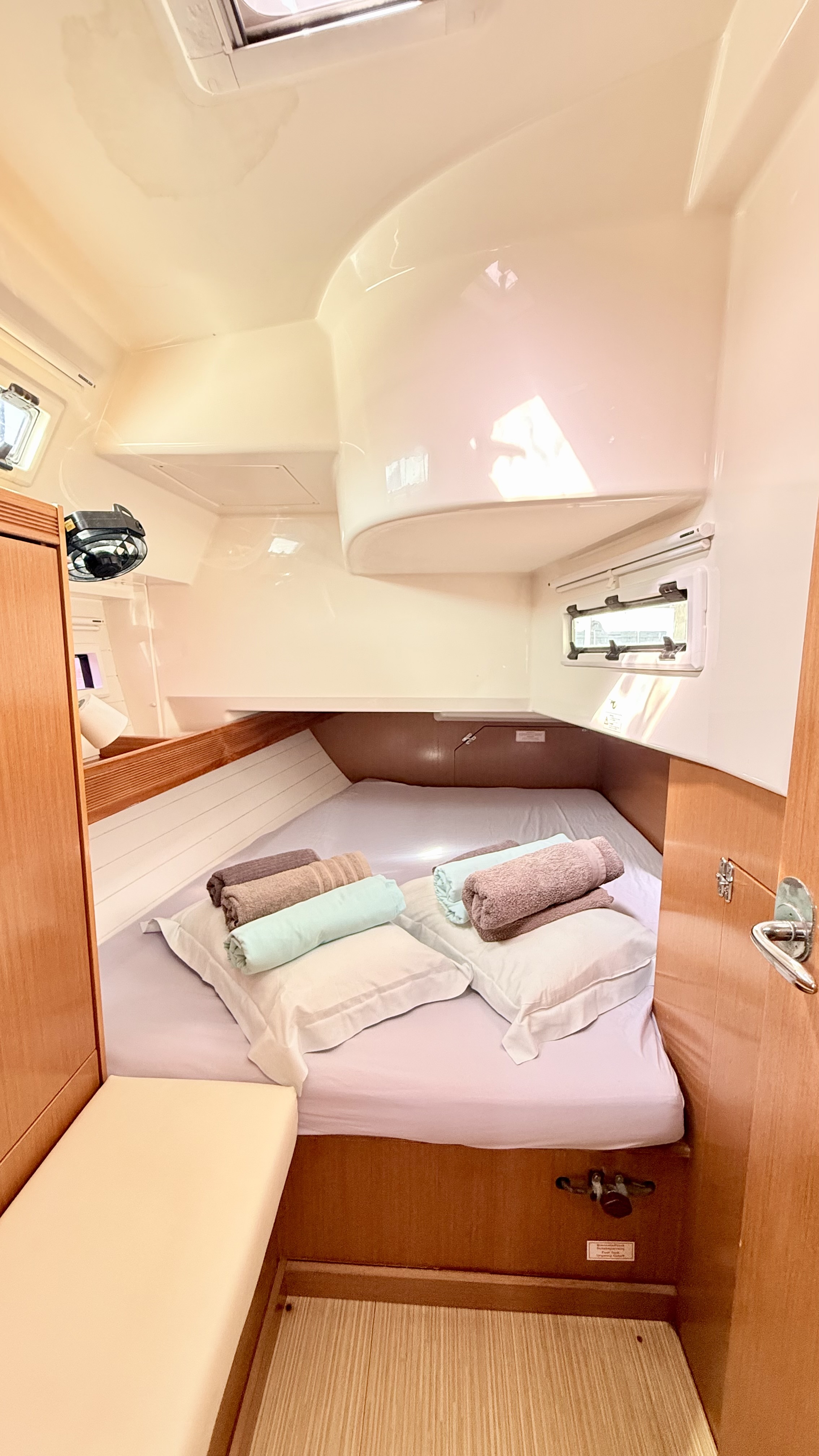 Bavaria 40 Cruiser — photo 10