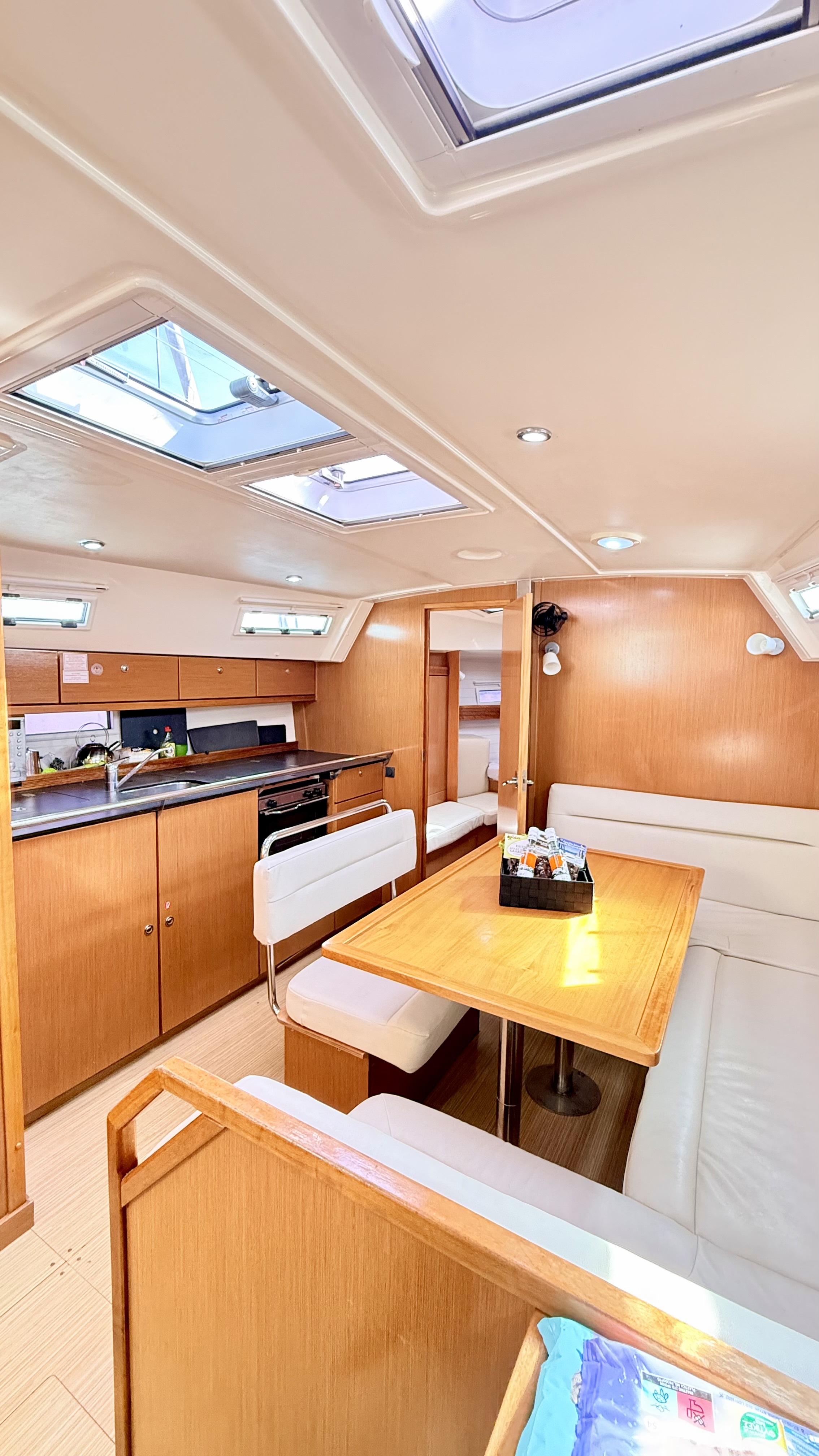 Bavaria 40 Cruiser — photo 19
