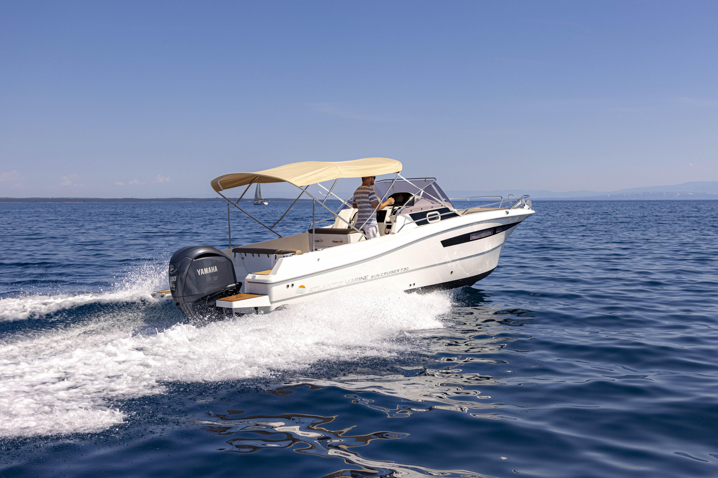 Atlantic 730 Suncruiser — photo 12