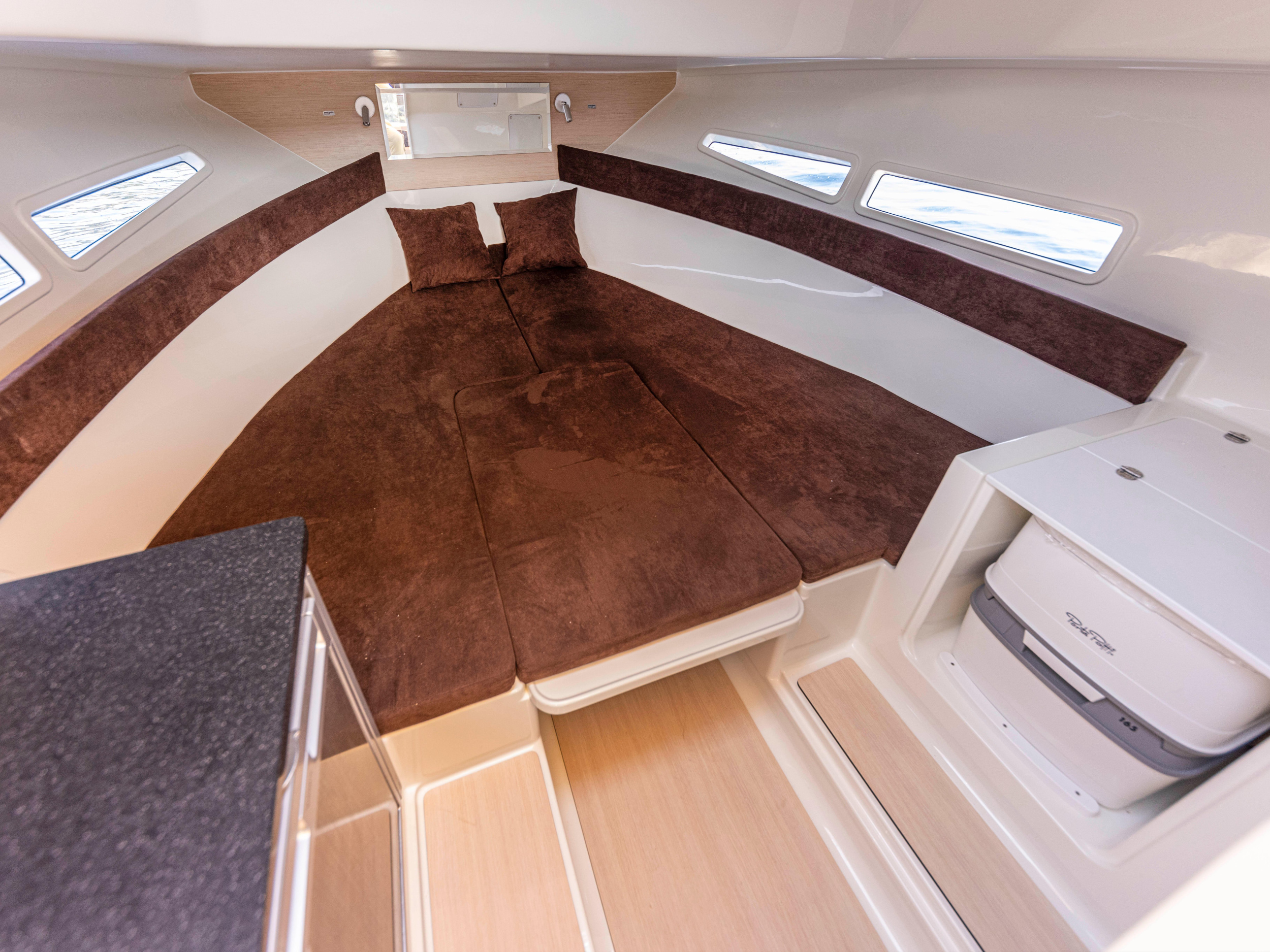 Atlantic 690 Suncruiser — photo 3