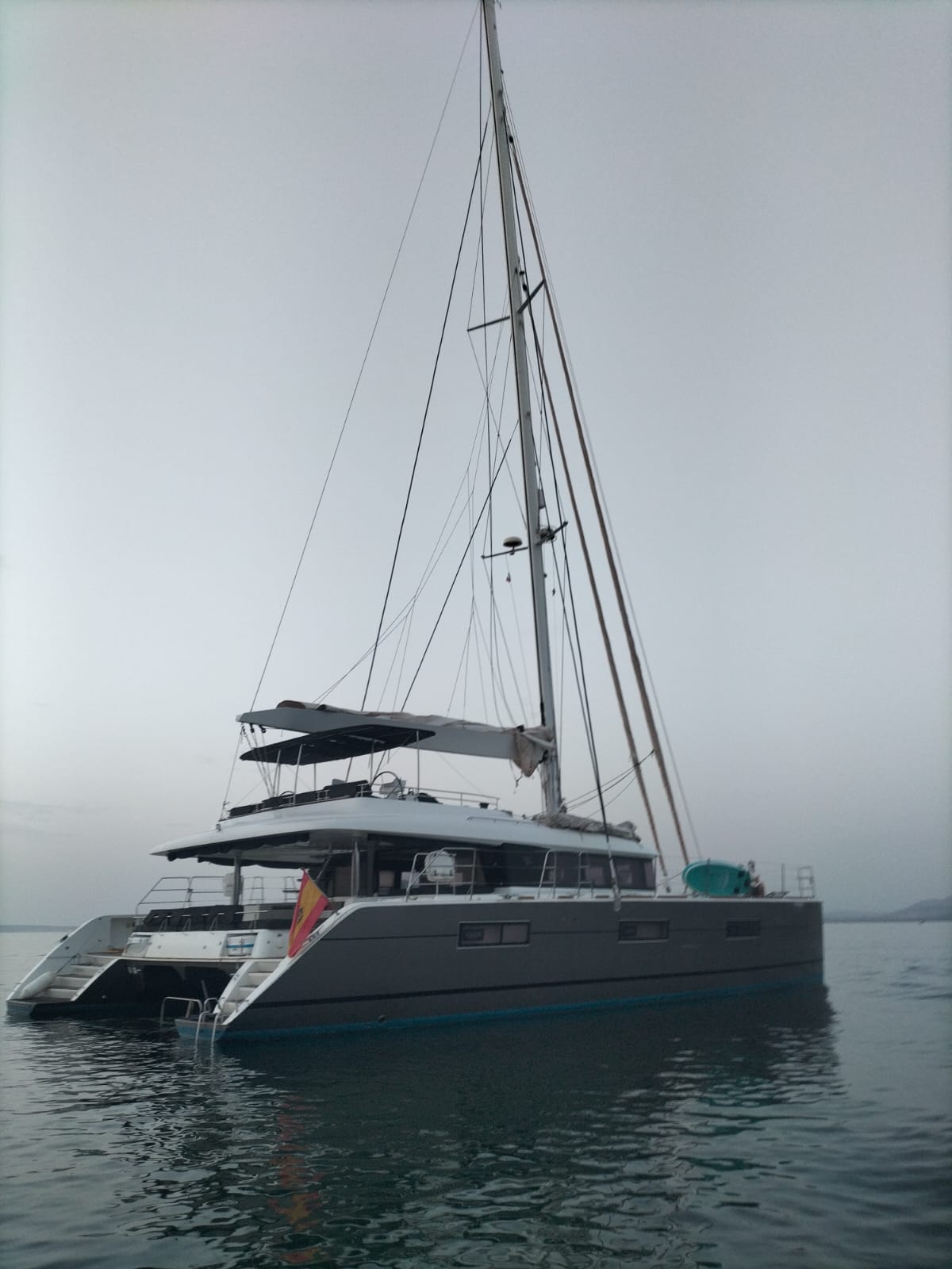 Lagoon 620 — photo 37
