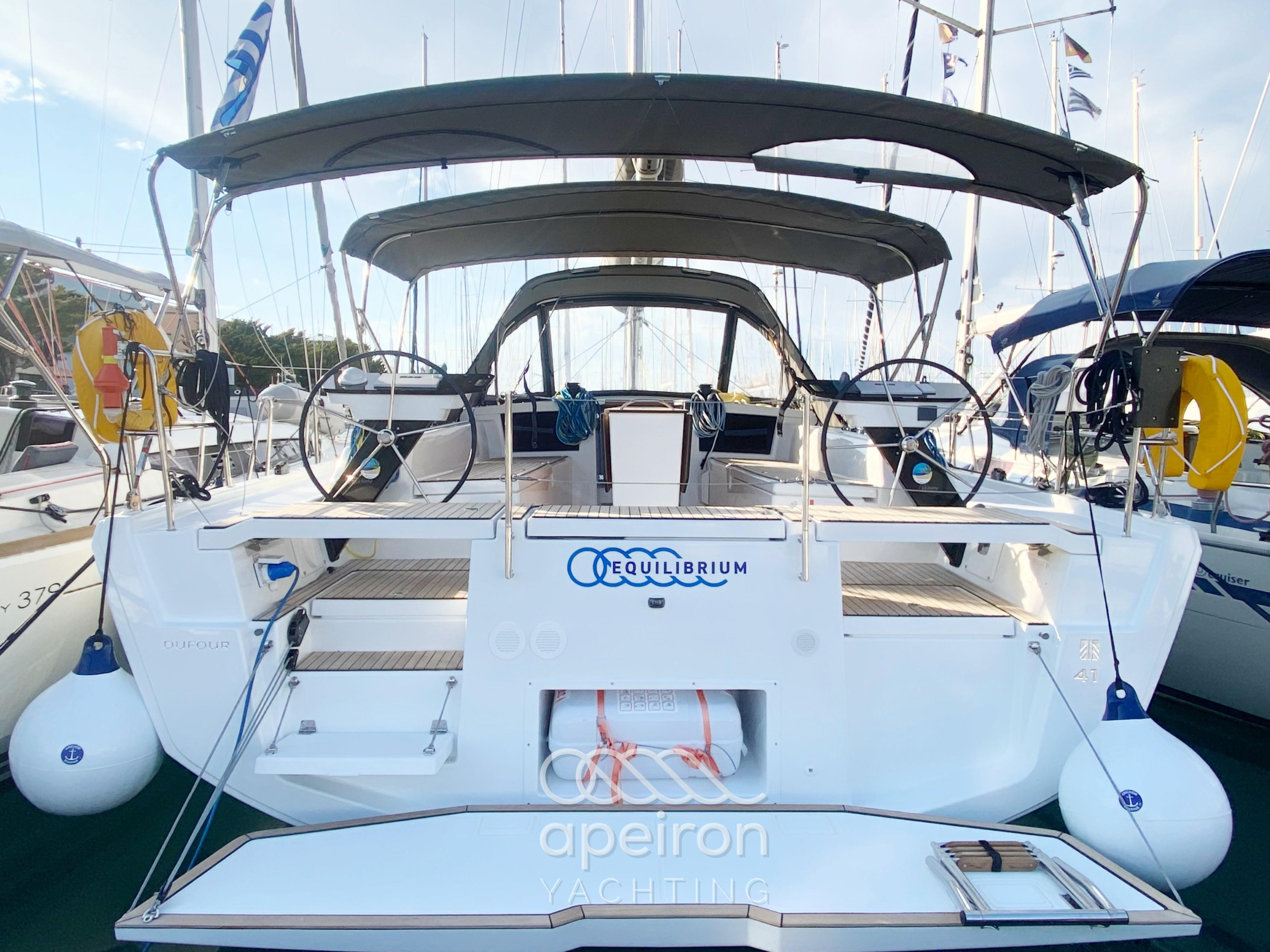 Dufour 41 — photo 1