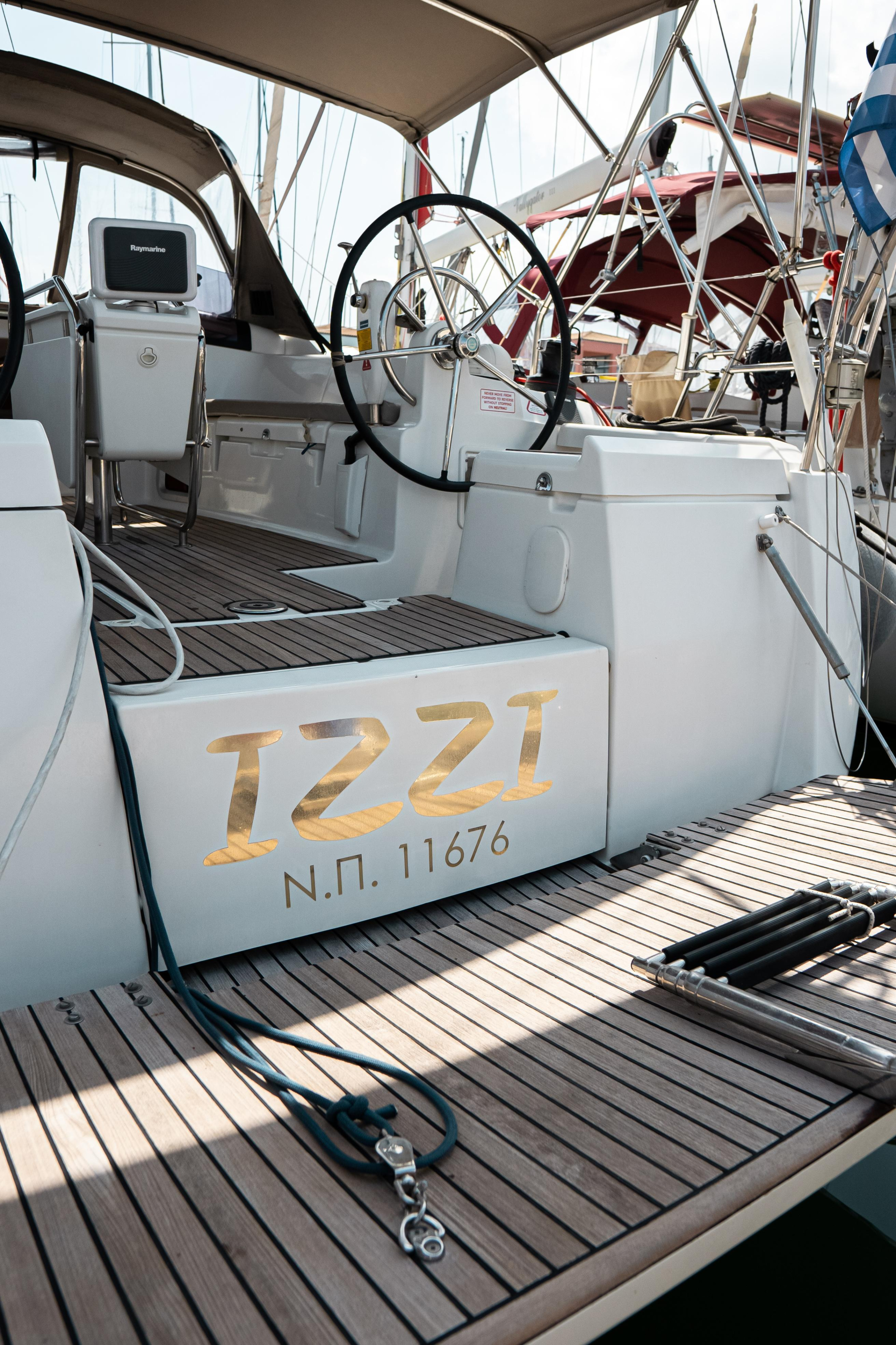 Sun Odyssey 419 — photo 11