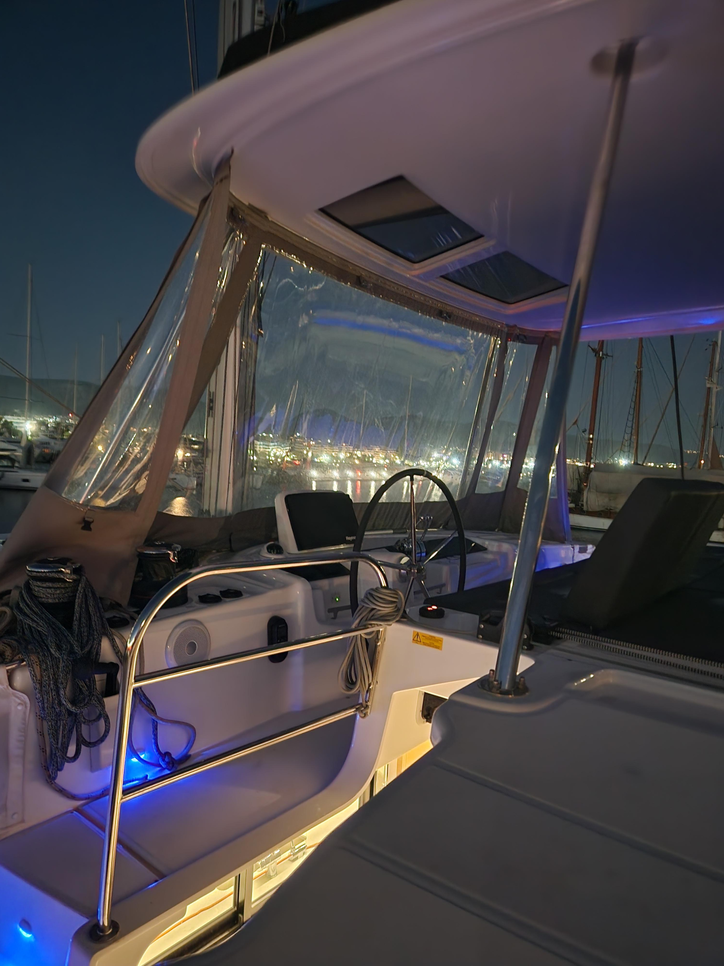 Lagoon 46 — photo 4