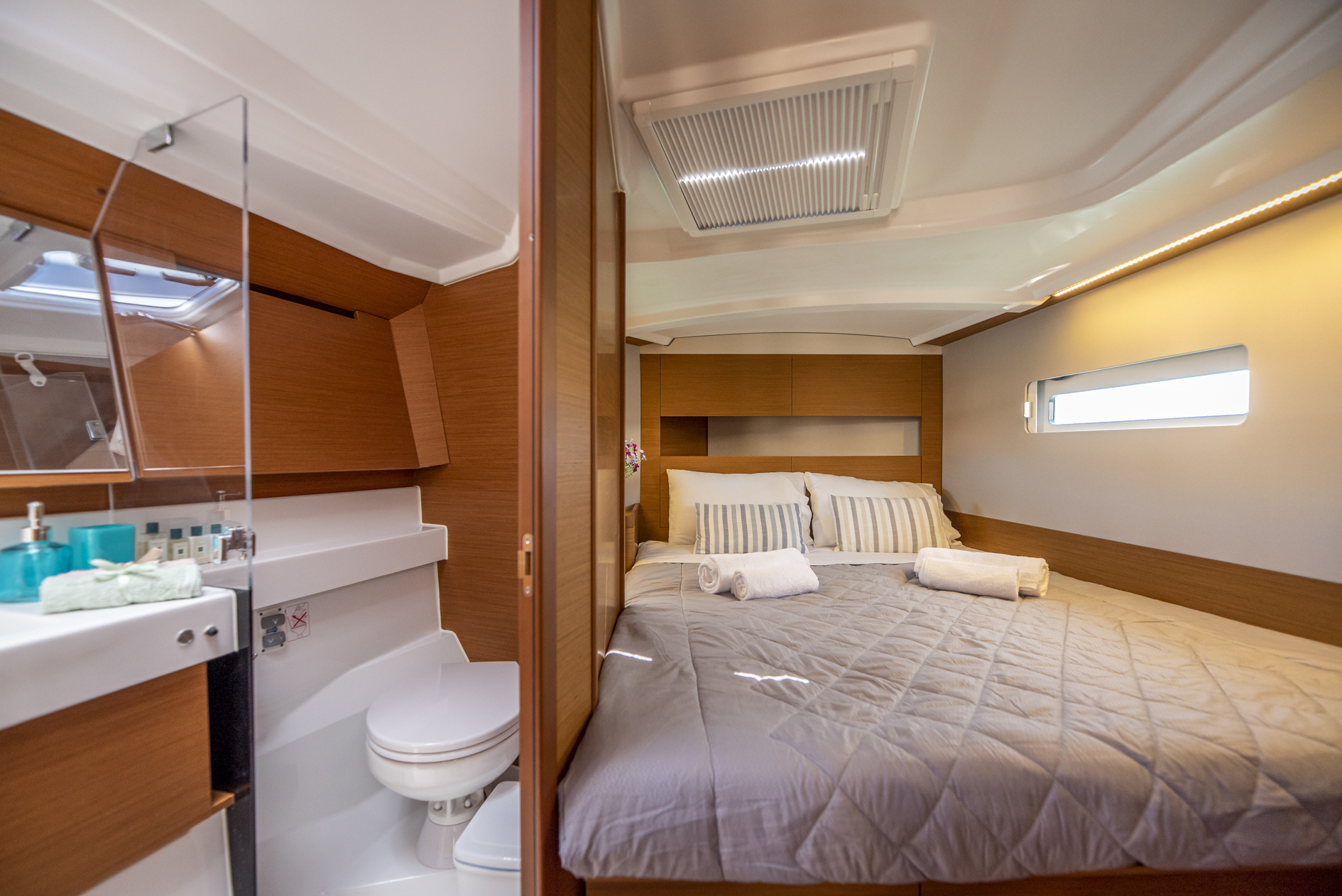 Sun Odyssey 410 — photo 14