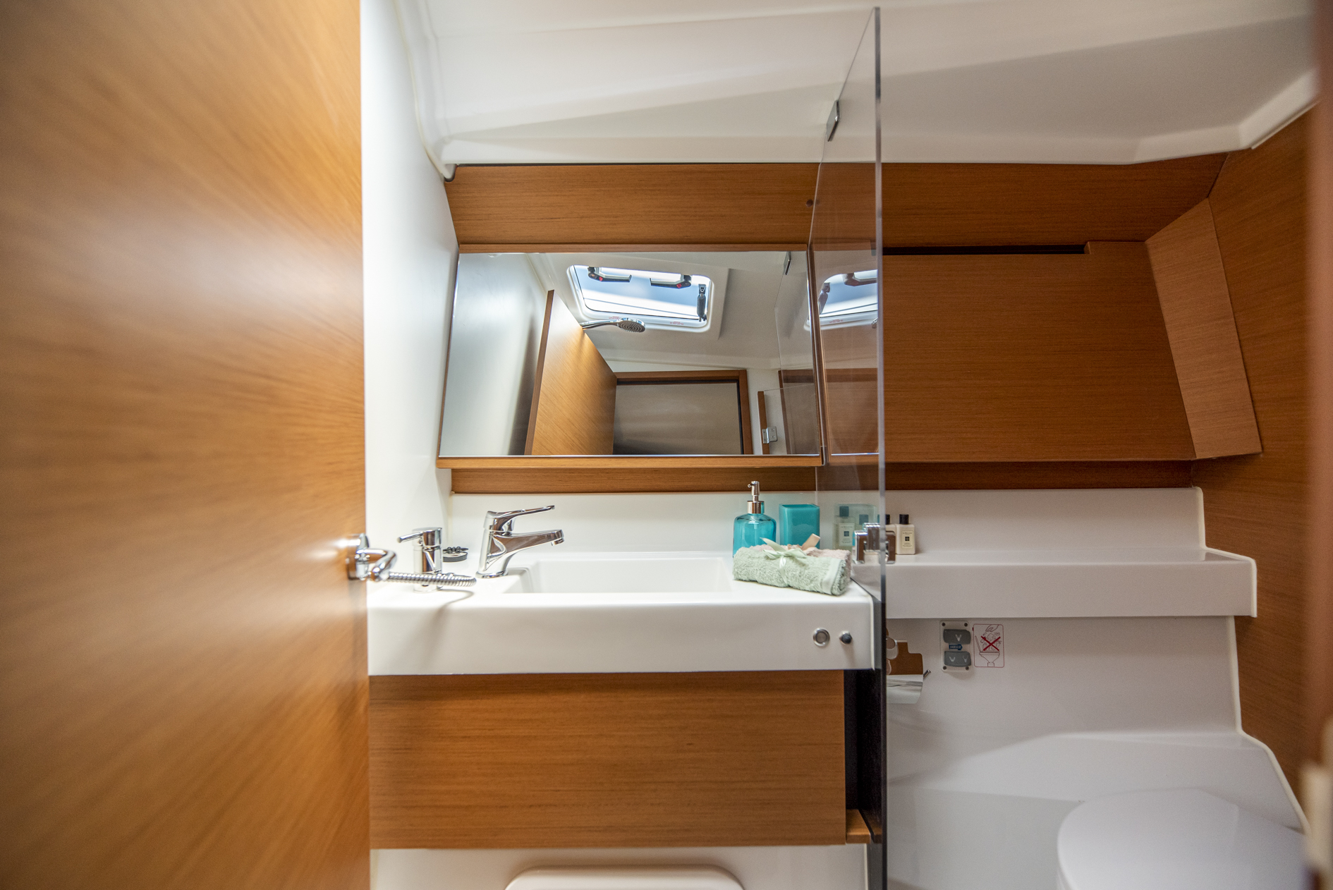 Sun Odyssey 410 — photo 7