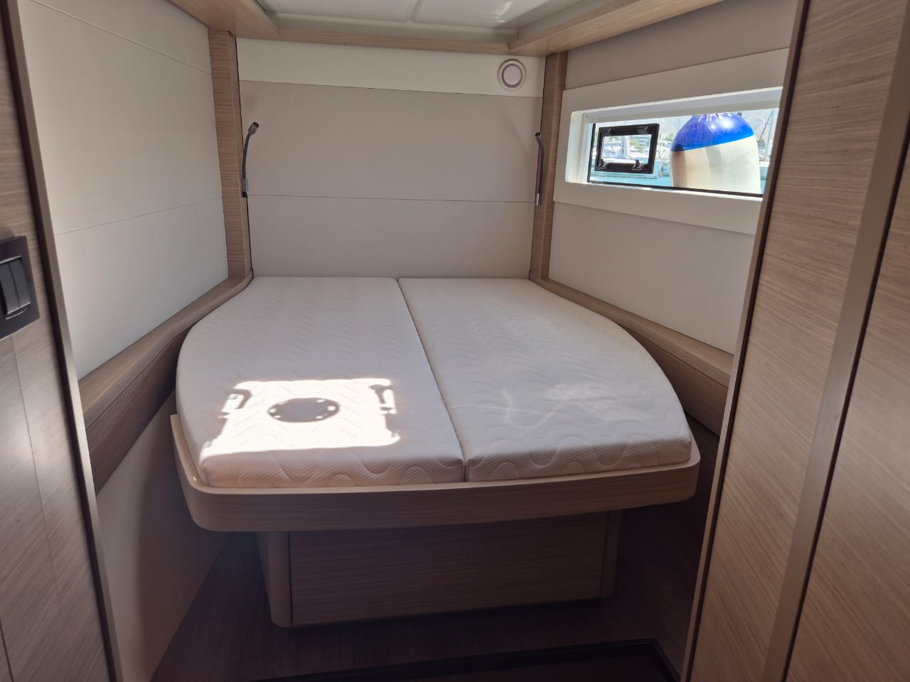 Lagoon 46 — photo 7