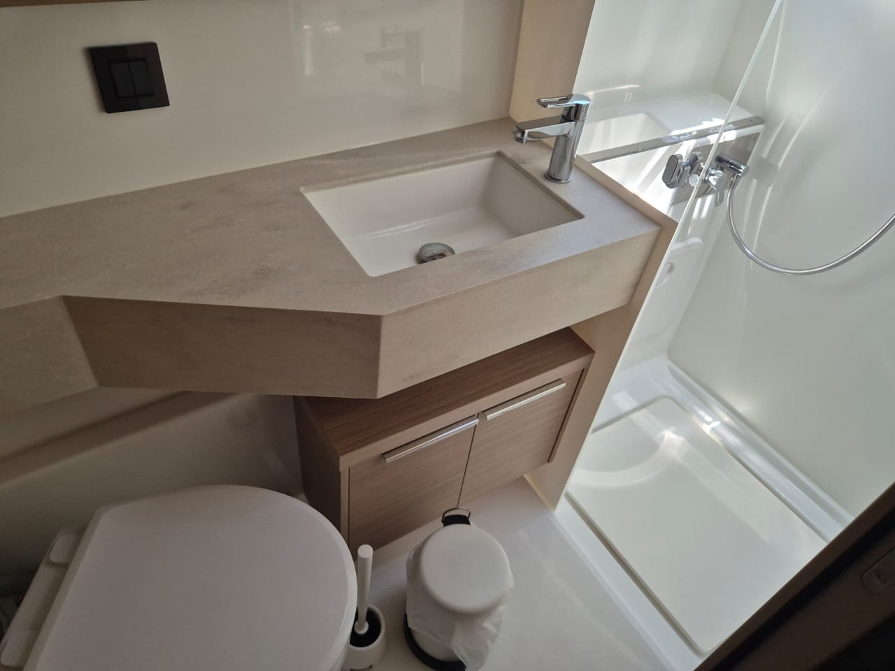 Lagoon 46 — photo 12