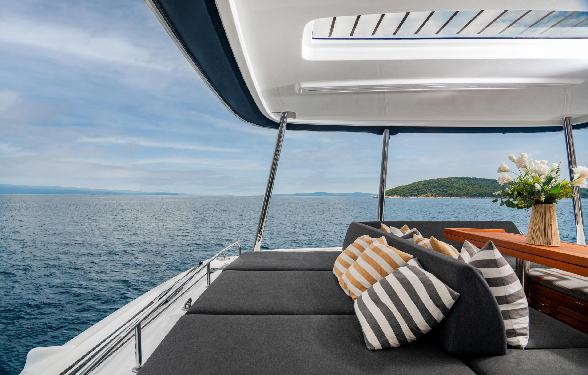 Lagoon 55 — photo 15