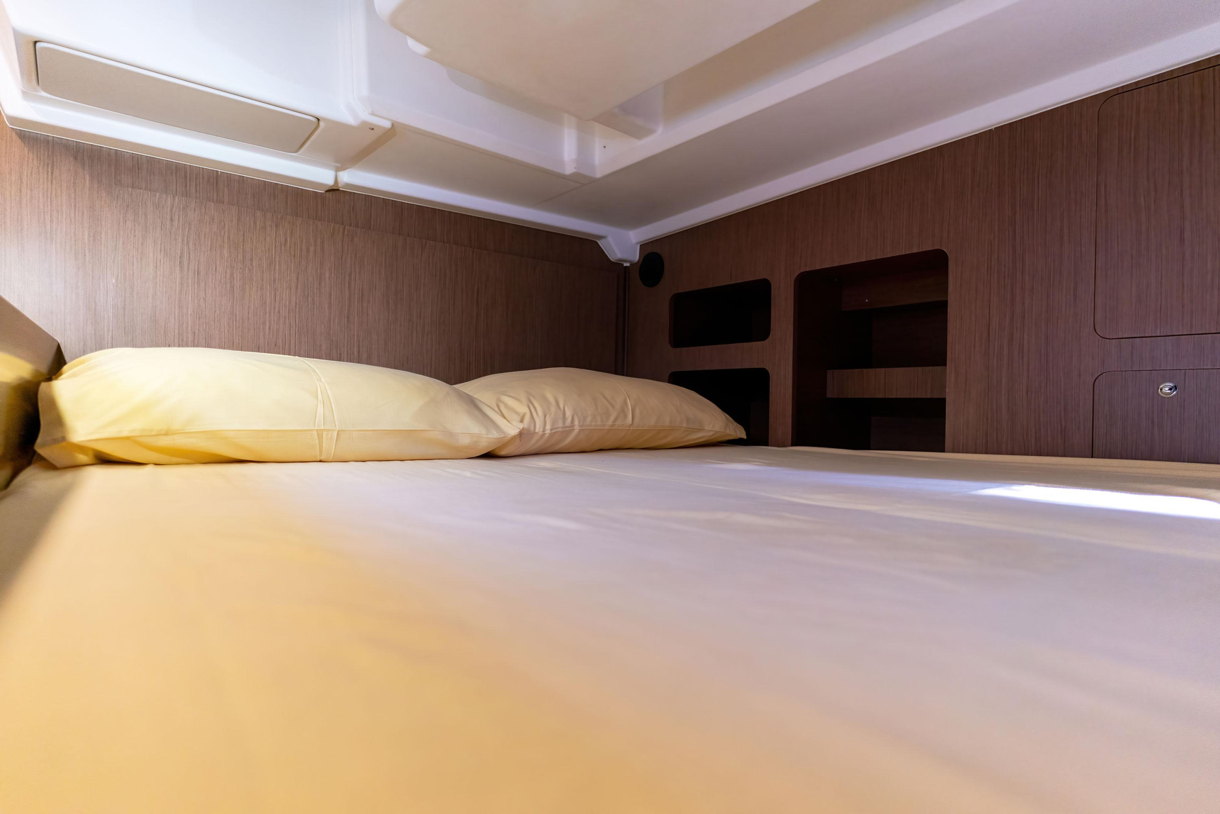 Oceanis 46.1 — photo 20