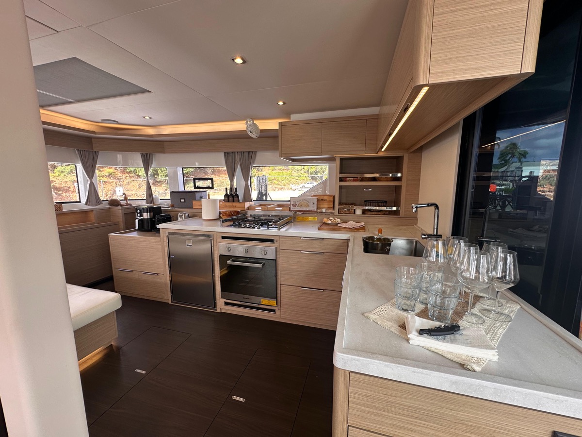 Lagoon 55 (5 cab) — photo 15