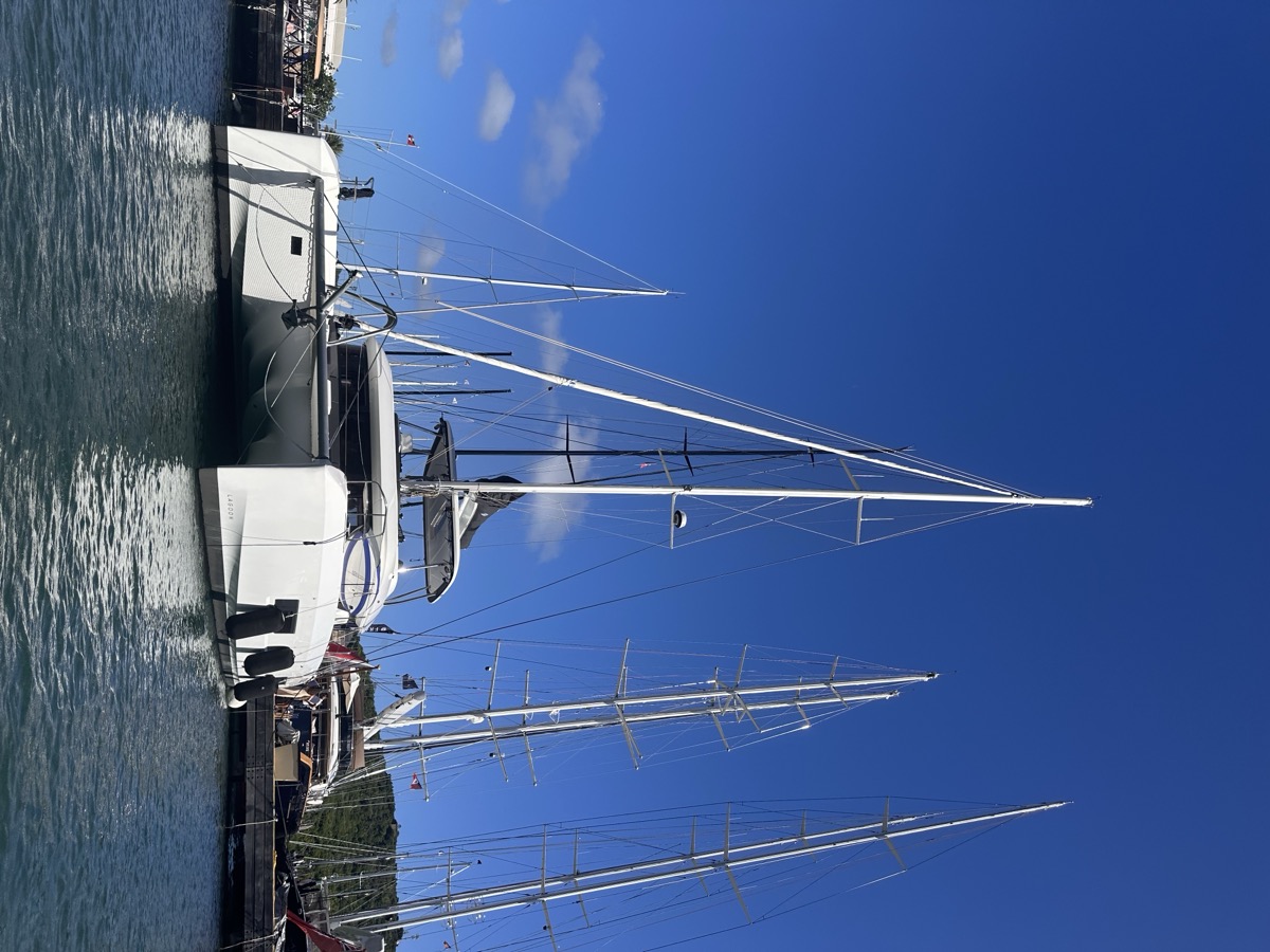 Lagoon 55 (5 cab) — photo 3