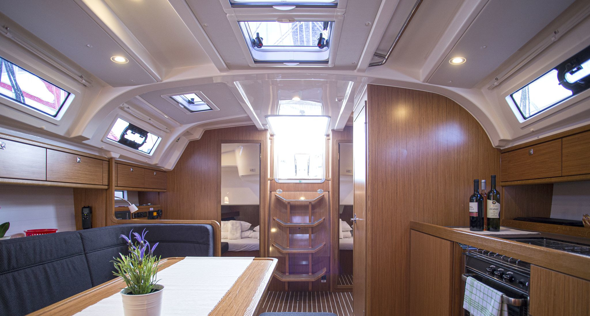 Bavaria Cruiser 41 — photo 18