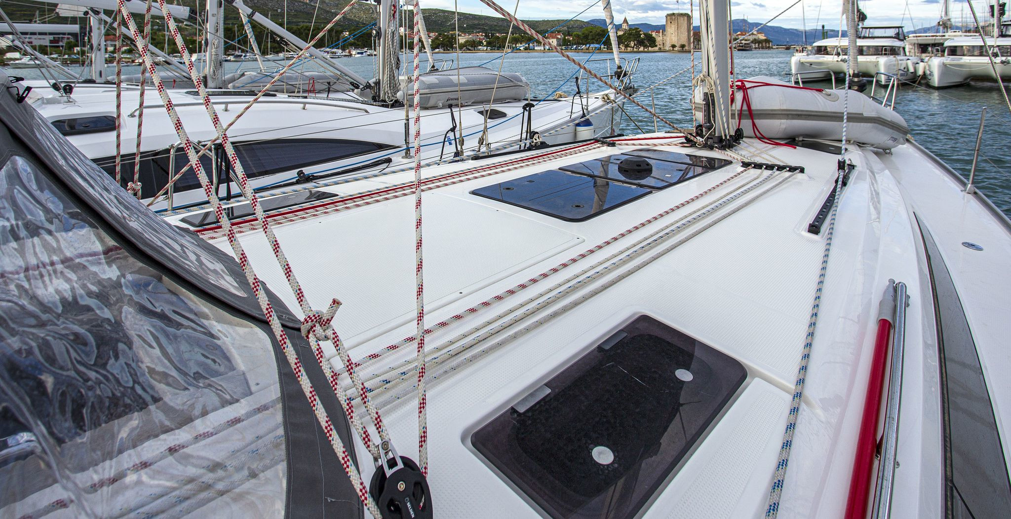 Bavaria Cruiser 41 — photo 12