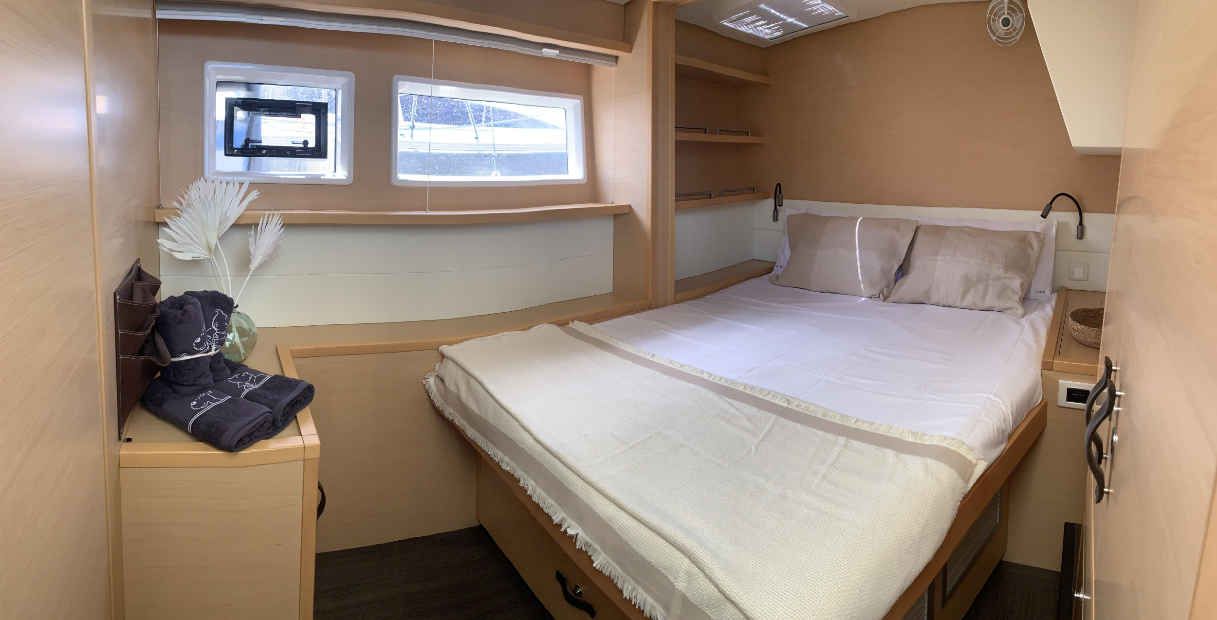 Lagoon 52F ( + crew) — photo 16