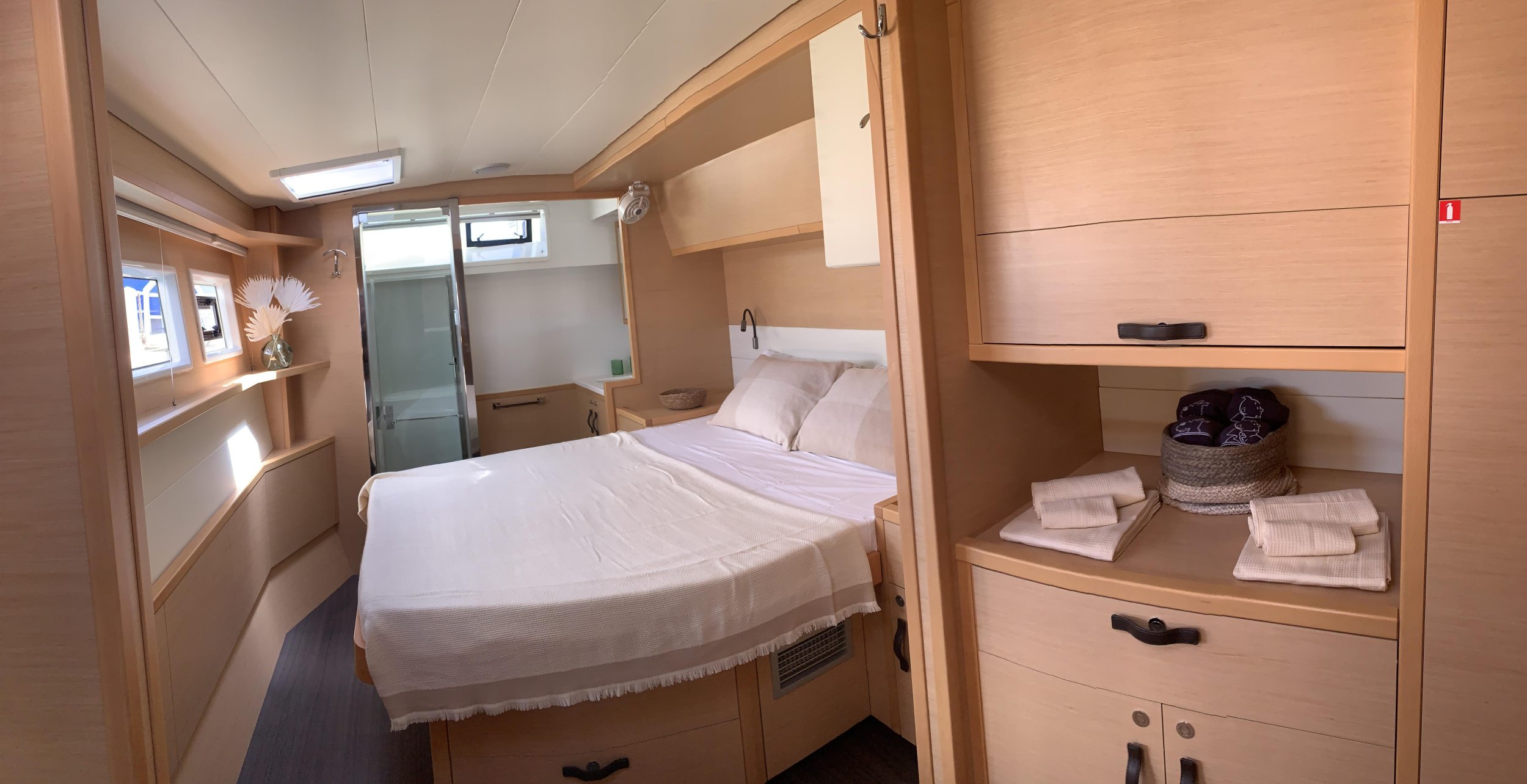 Lagoon 52F ( + crew) — photo 29