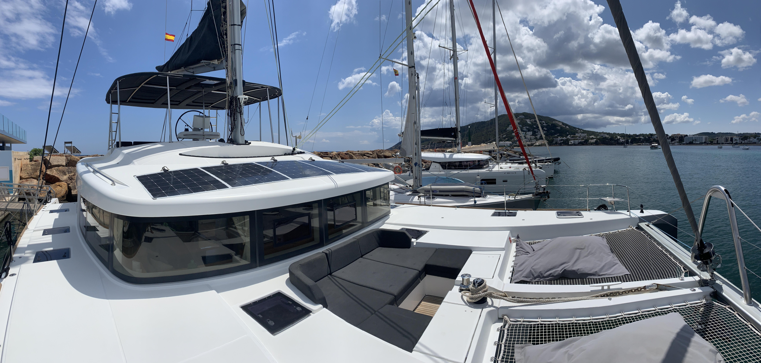 Lagoon 52F ( + crew) — photo 4