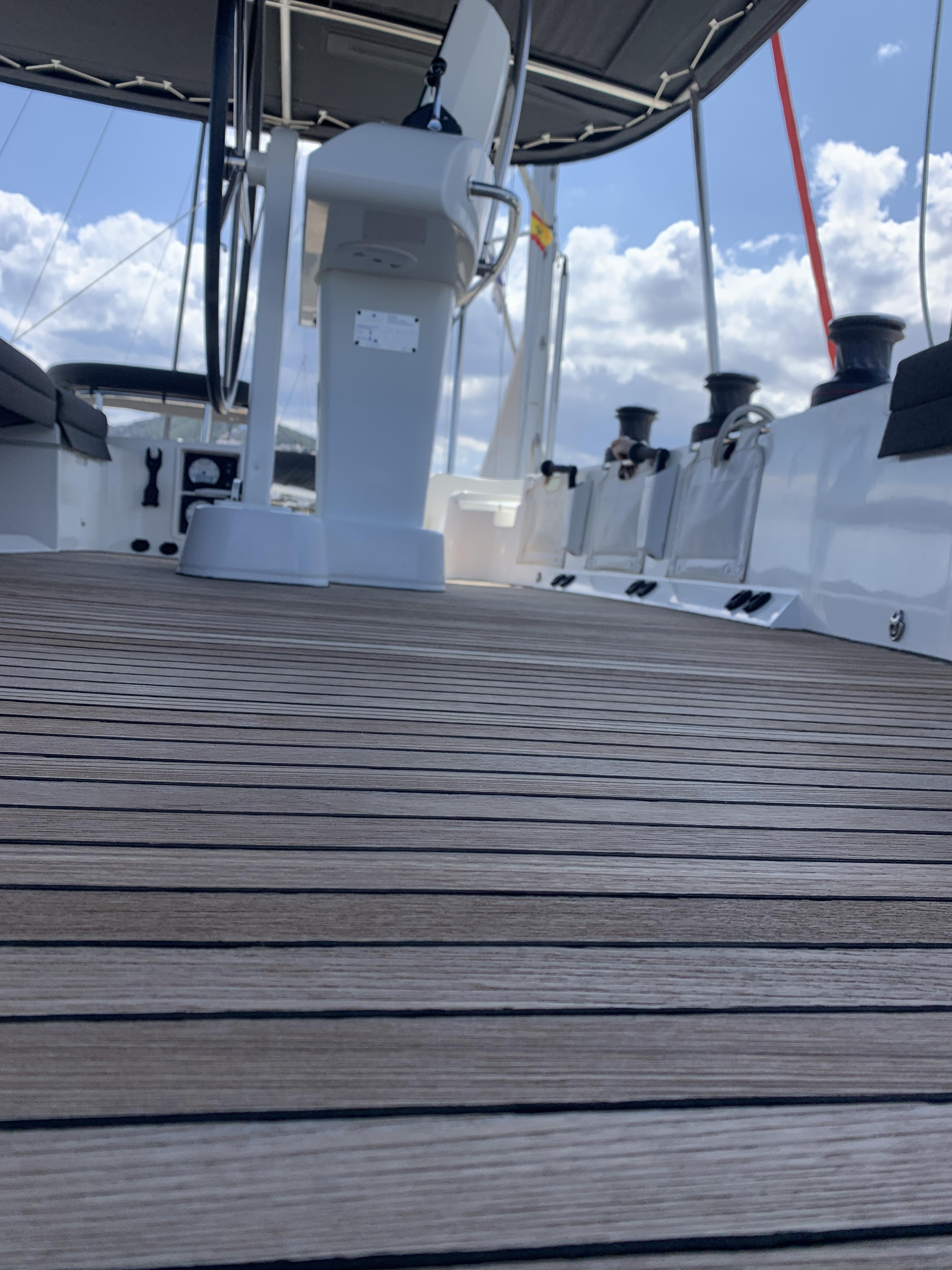 Lagoon 52F ( + crew) — photo 35