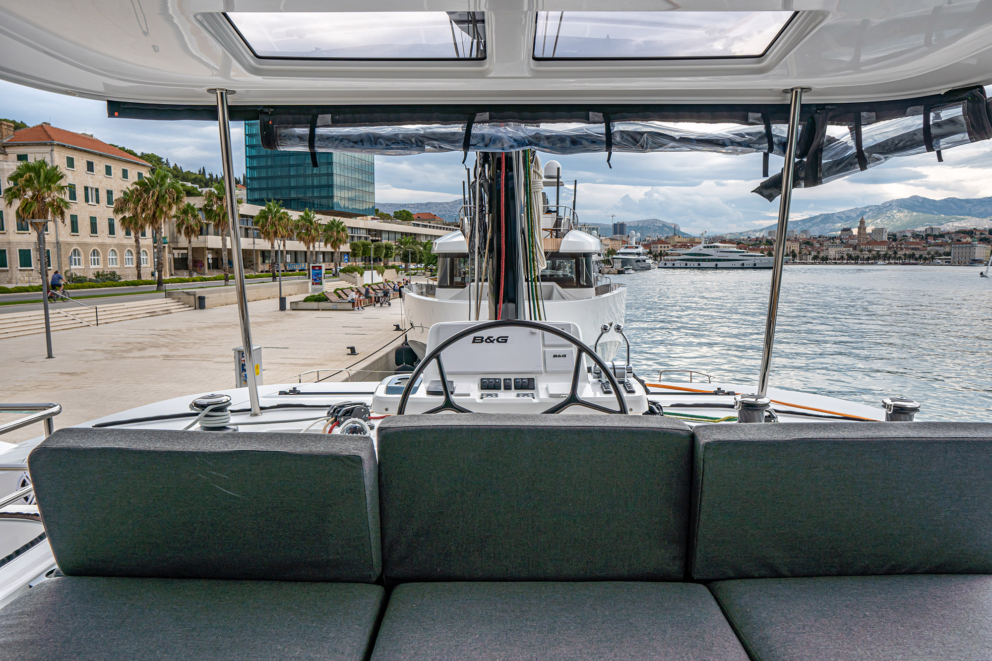 Lagoon 50 — photo 14