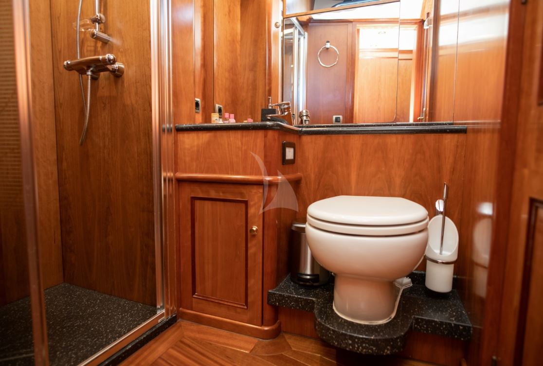 Motoryacht — photo 8
