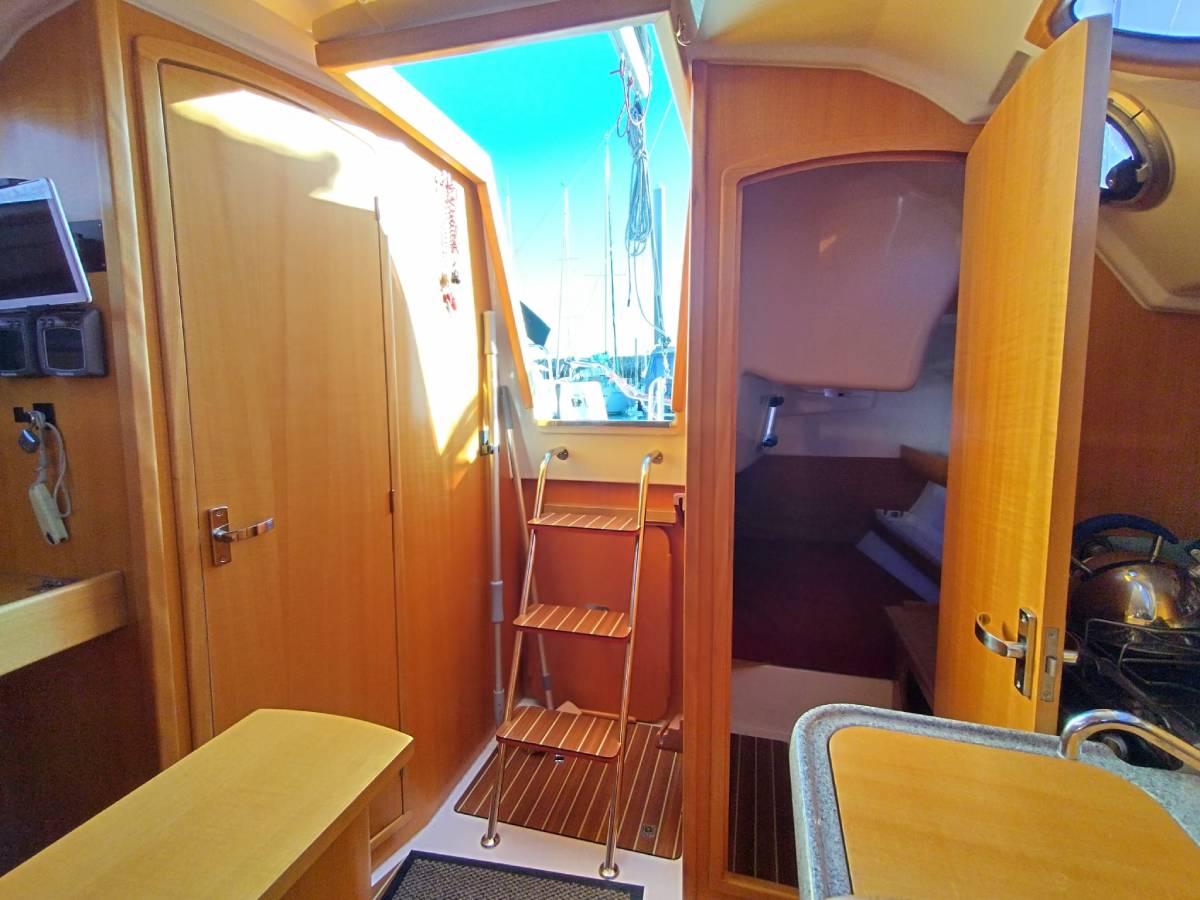 Maxus 28 — photo 7