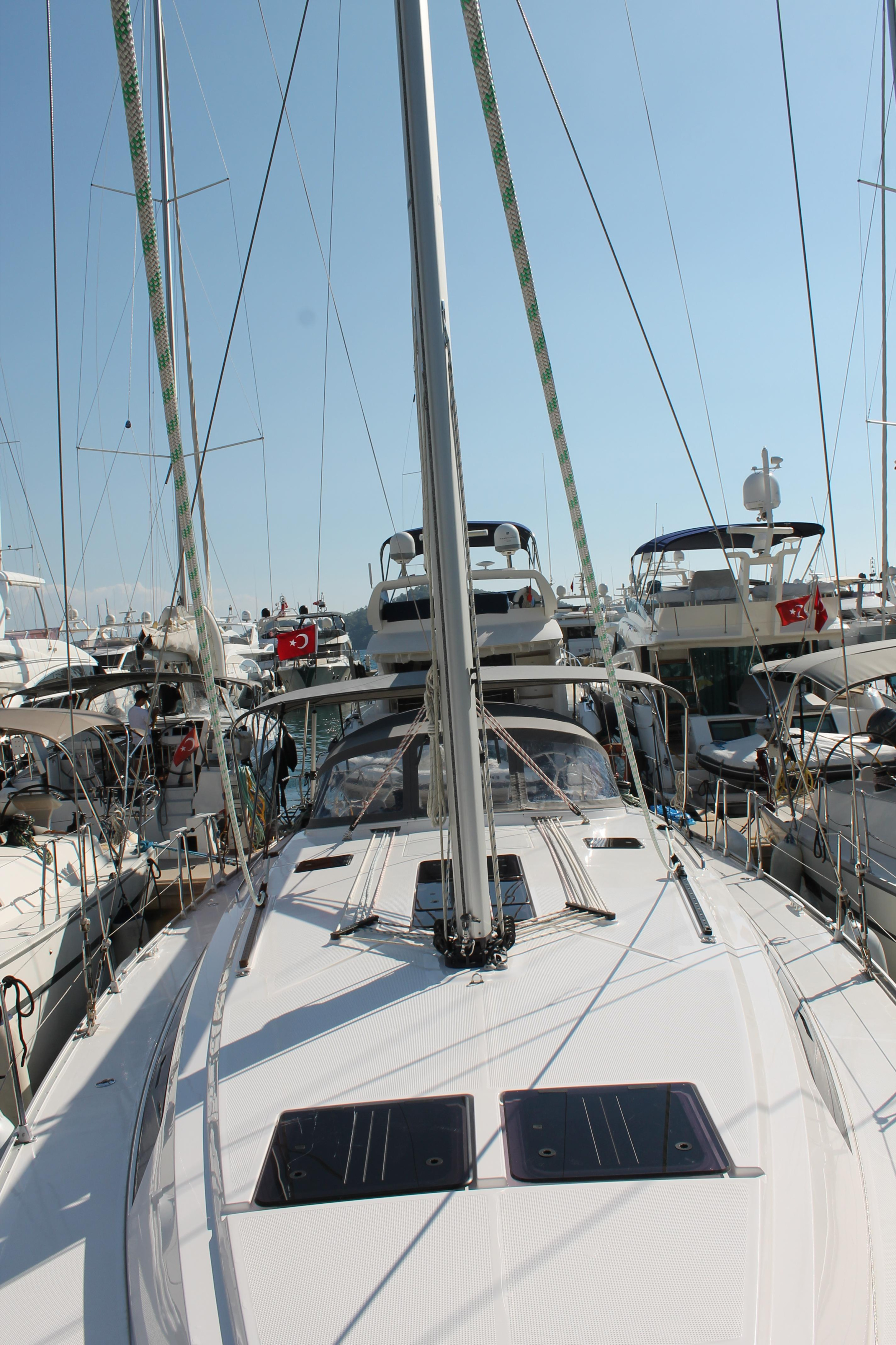 Bavaria Cruiser 46 — photo 19