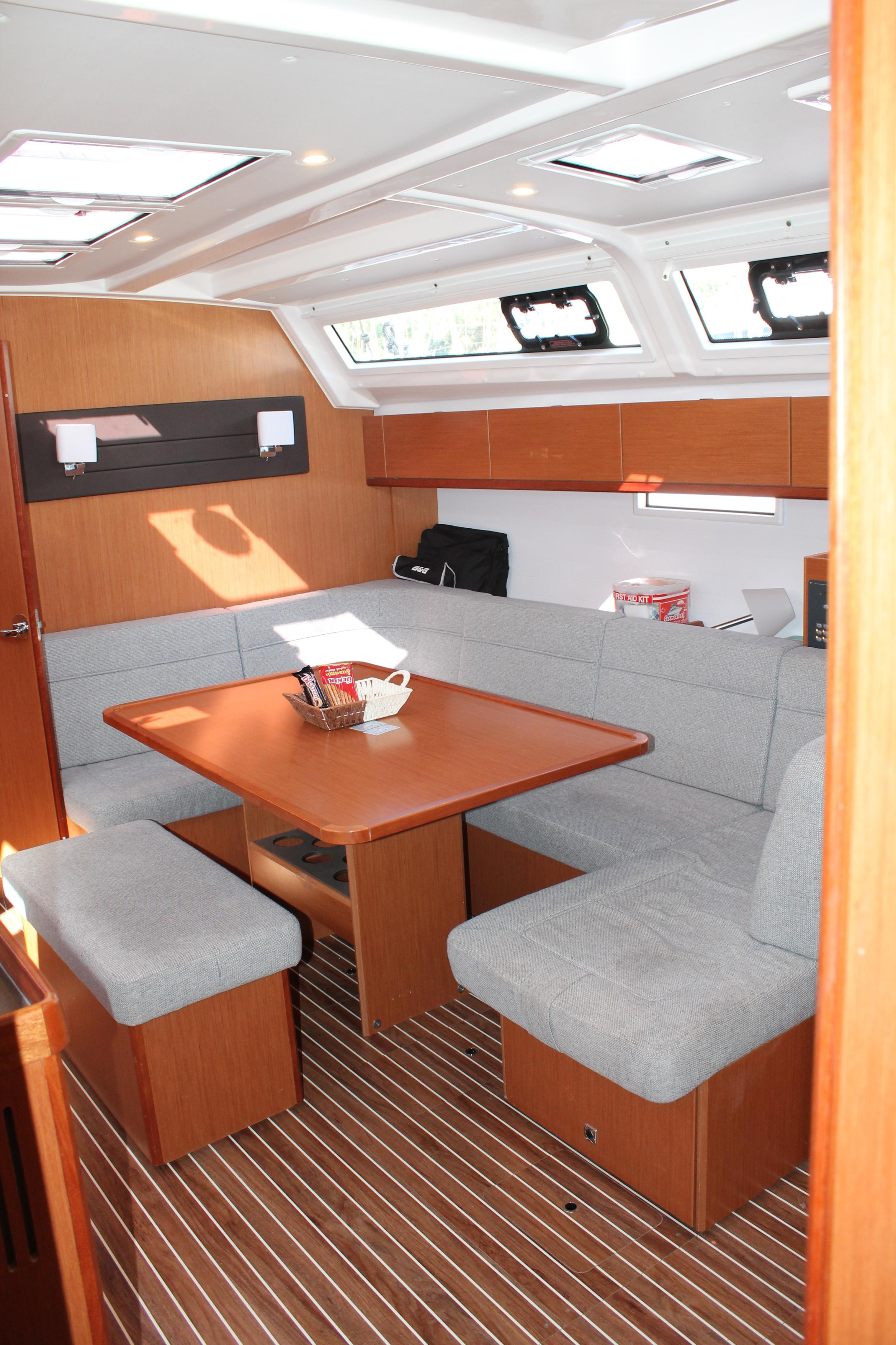 Bavaria Cruiser 46 — photo 13