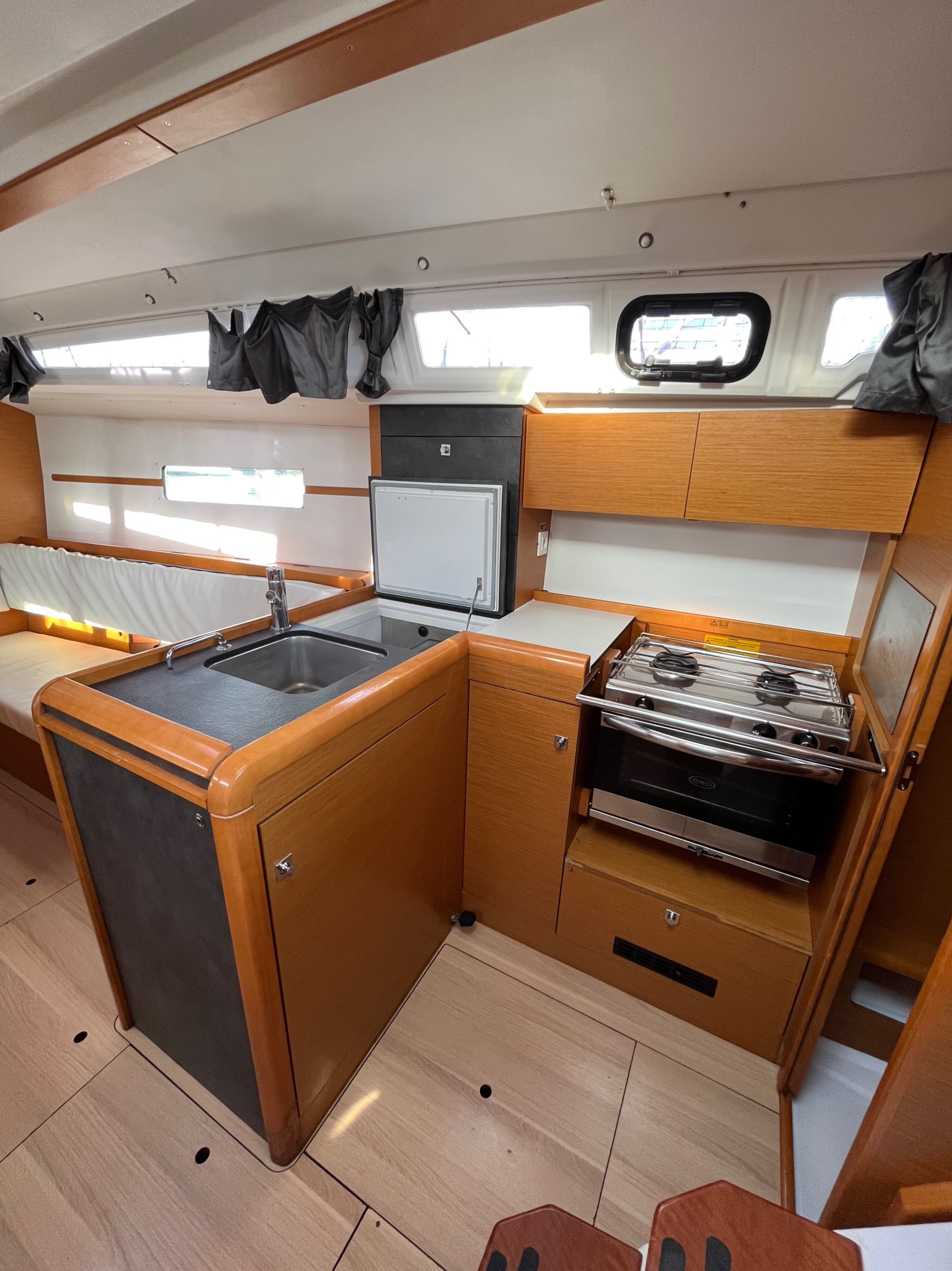 Sun Odyssey 349 — photo 4